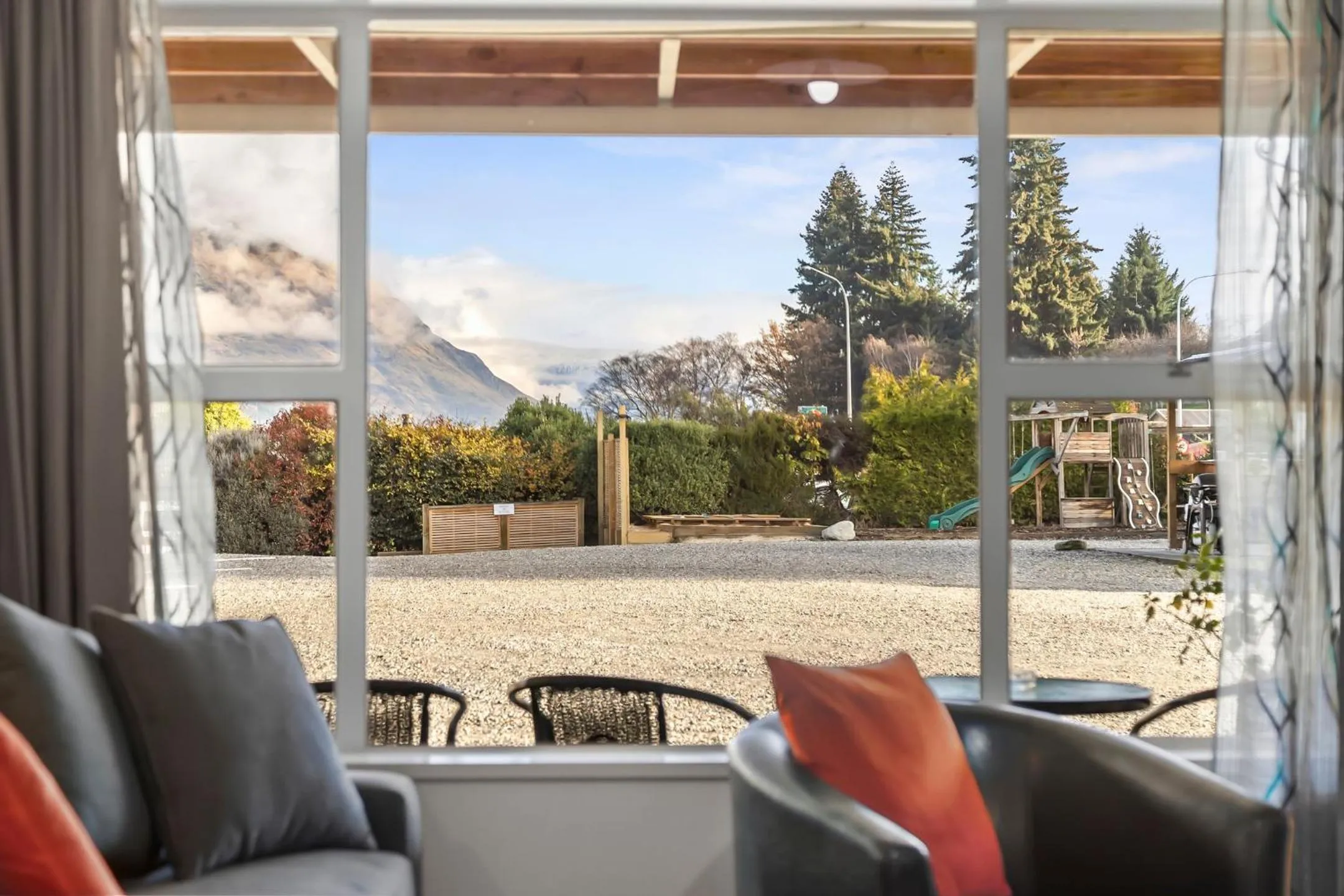 Natural landscape in Alpine Motel