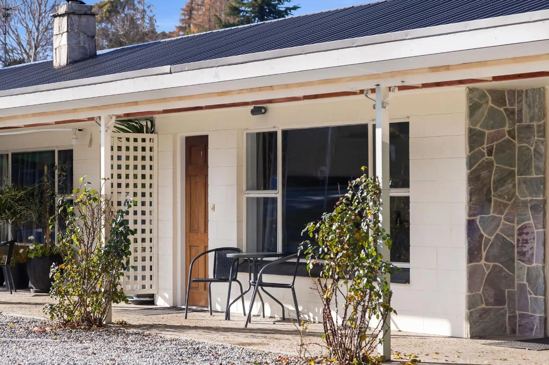 Property building in Alpine Motel