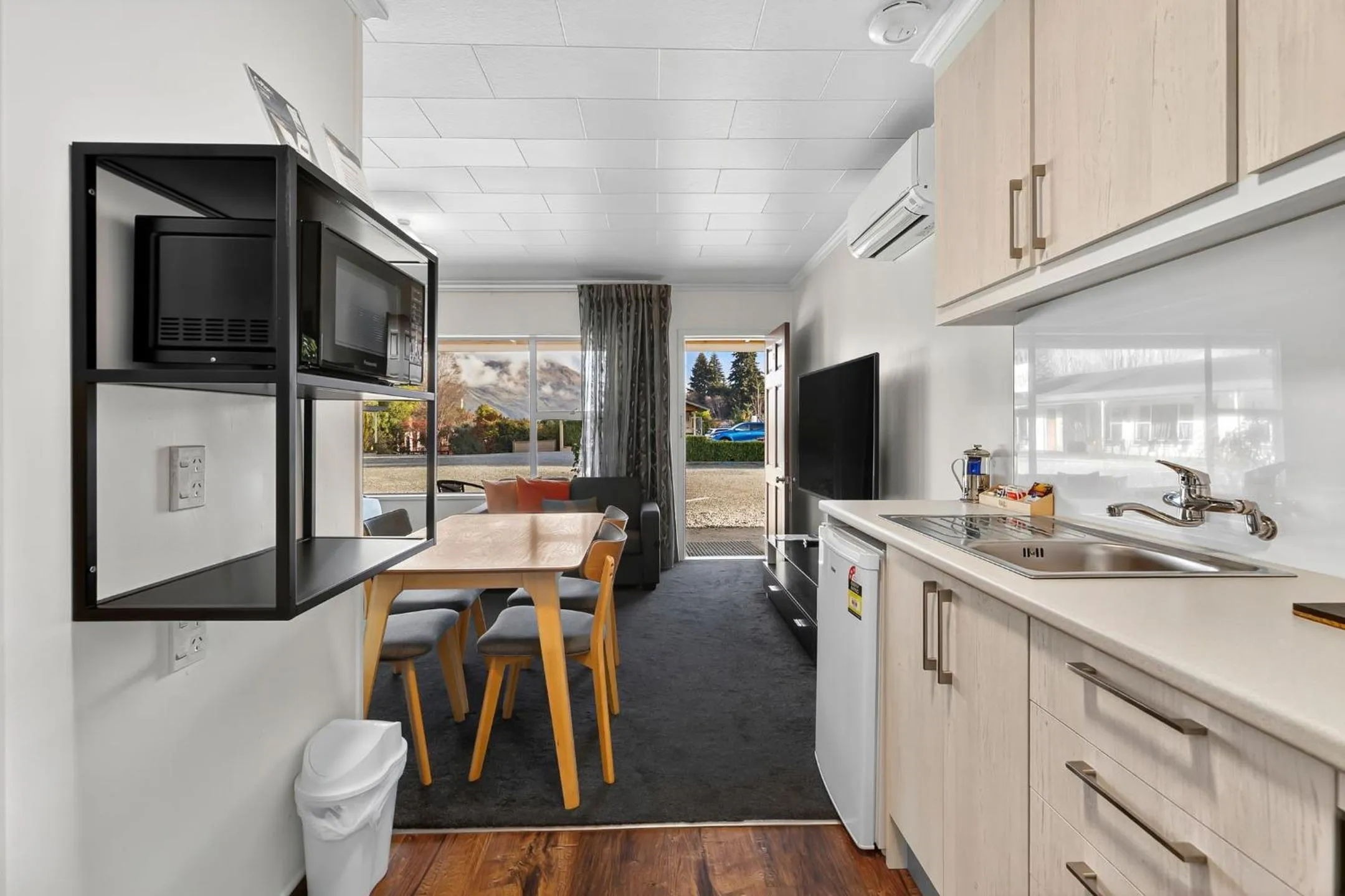 TV and multimedia in Alpine Motel