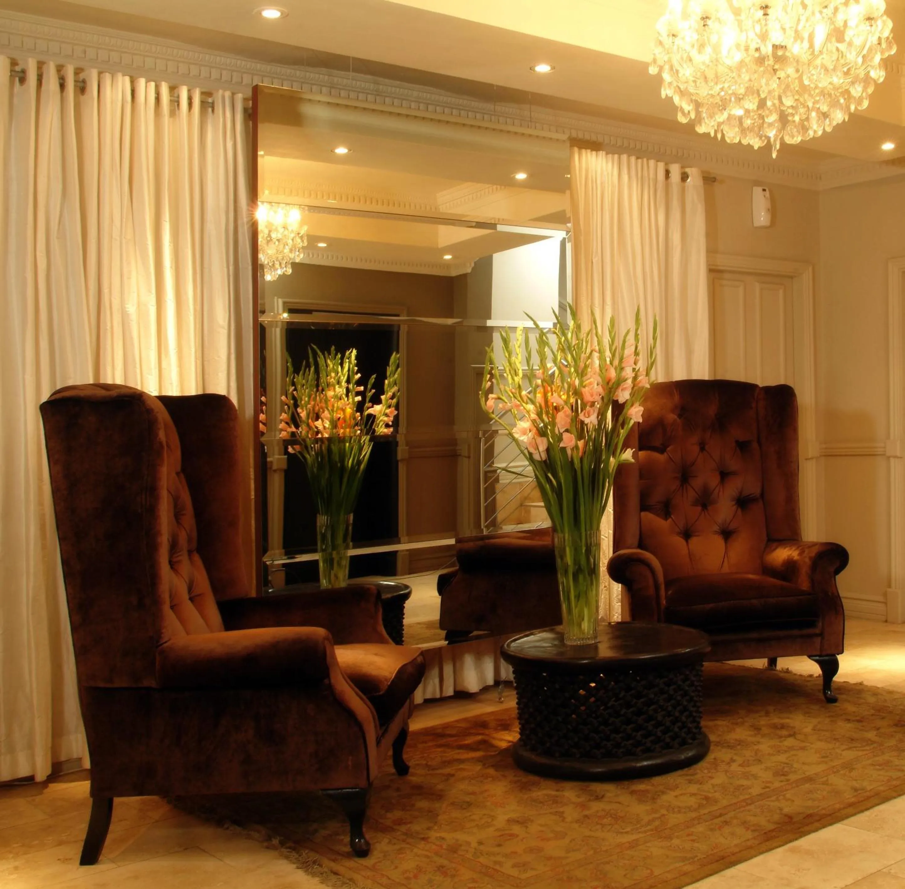 Lobby or reception in Manhattan Hotel