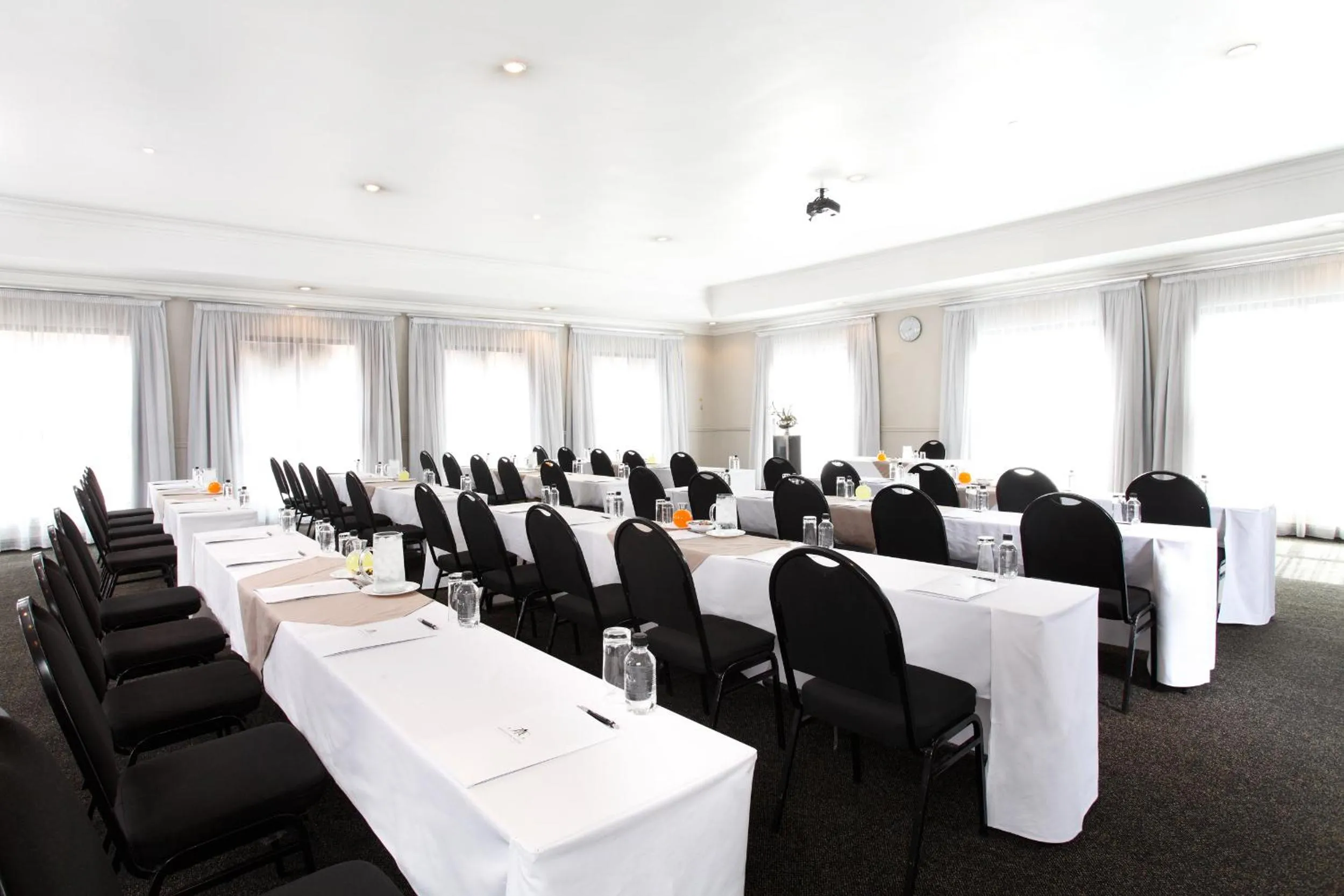 Business facilities in Manhattan Hotel