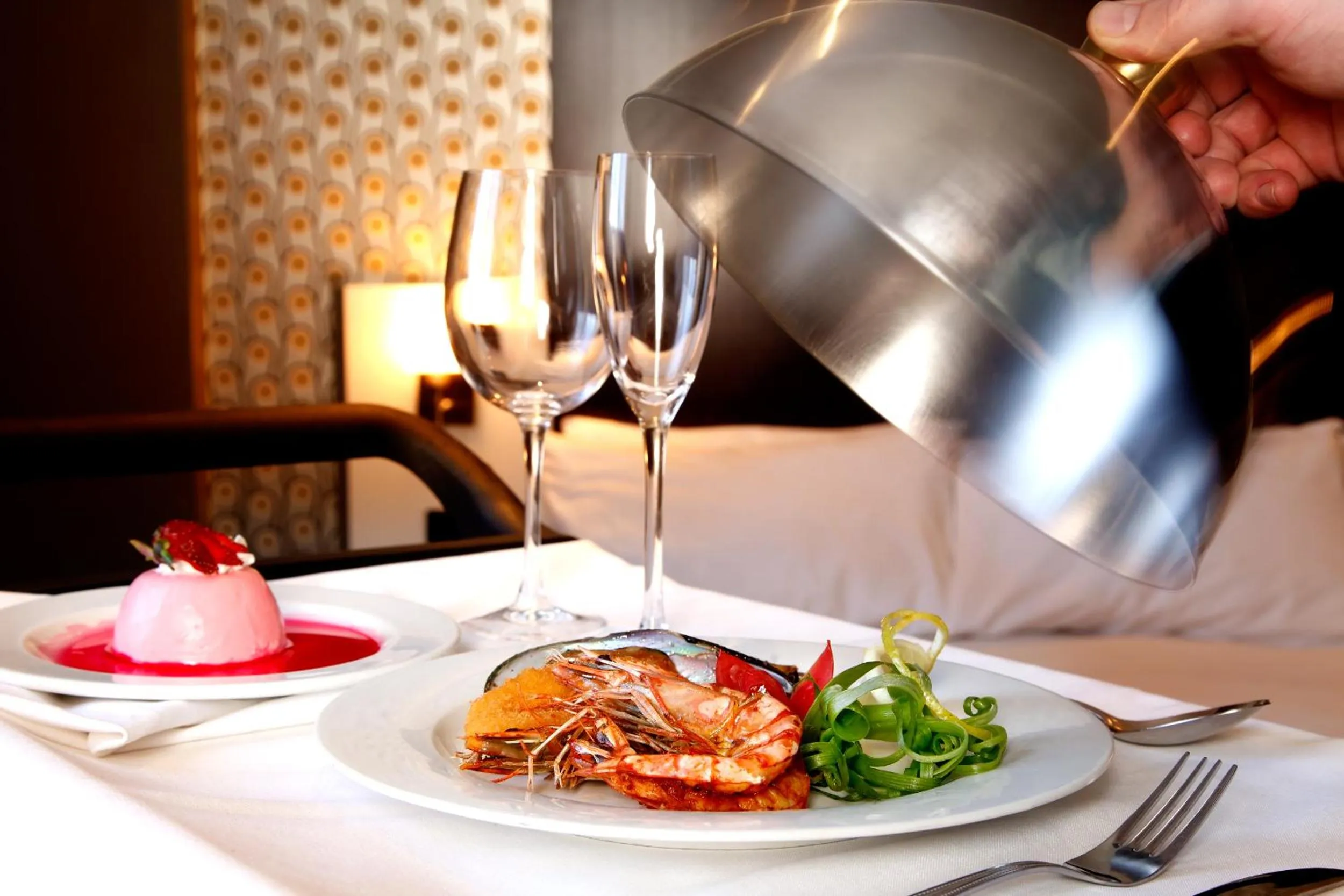 Food in Manhattan Hotel