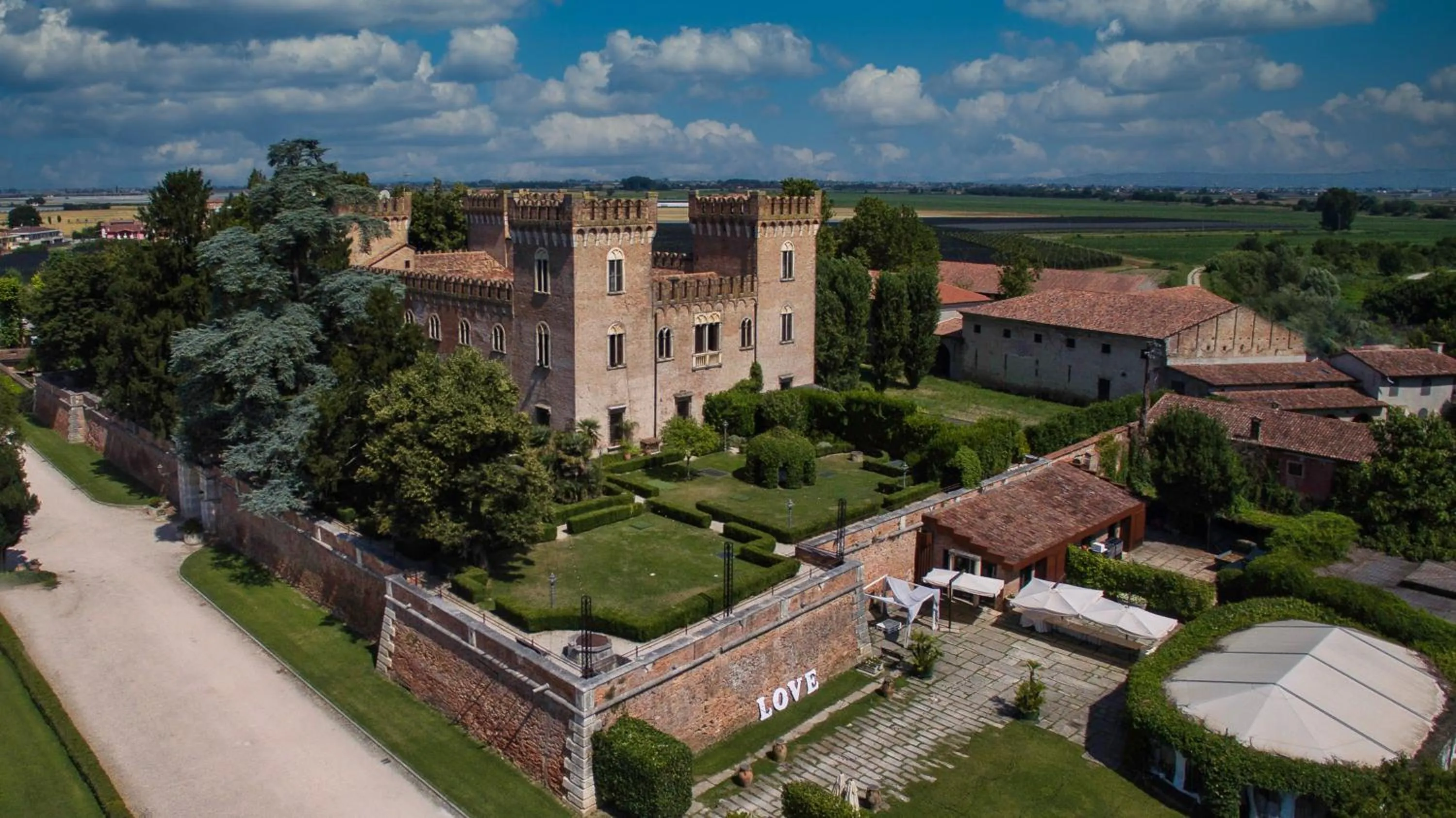 Landmark view in Relais Castello Bevilacqua