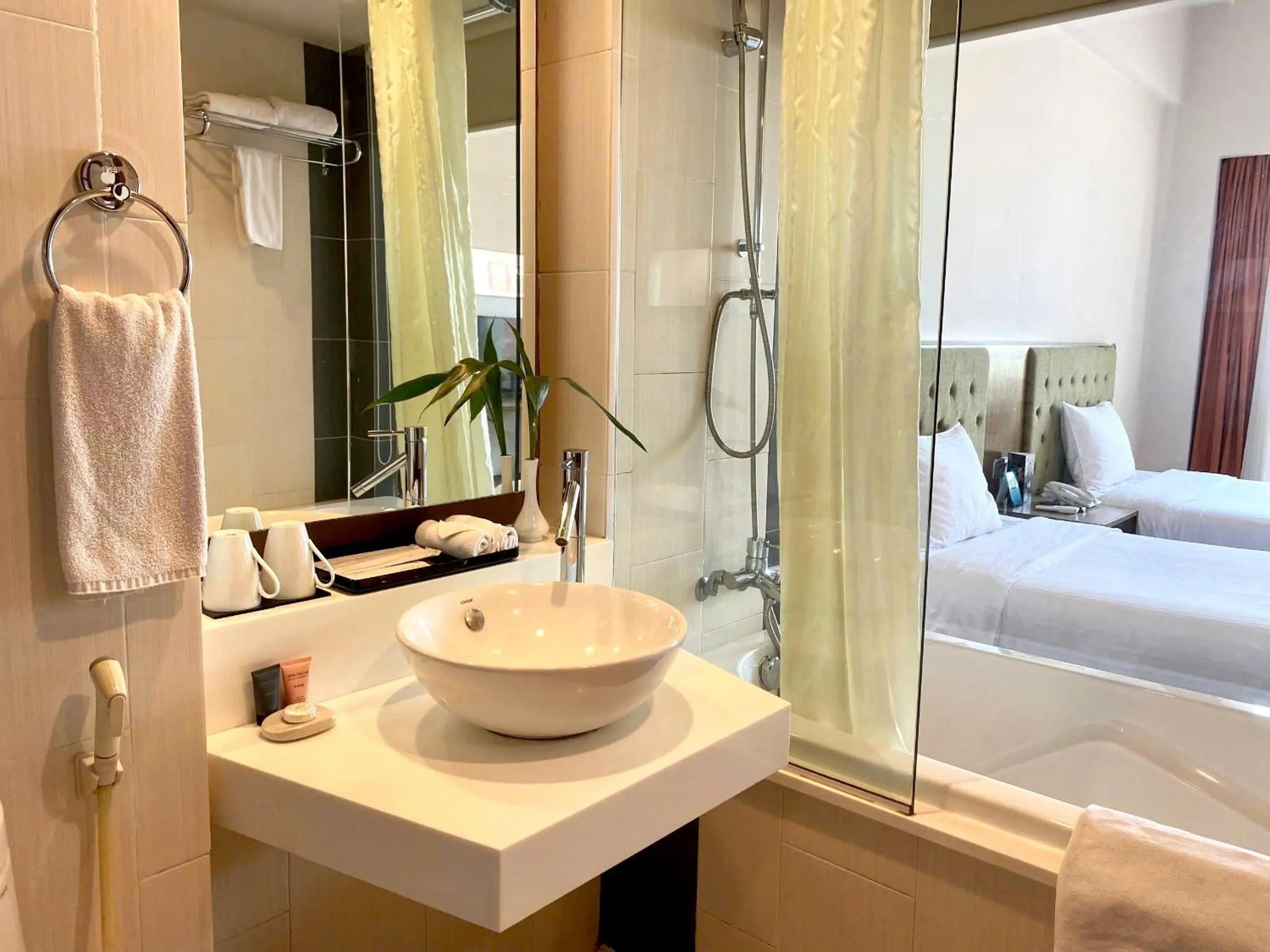Shower in Muong Thanh Holiday Hue Hotel