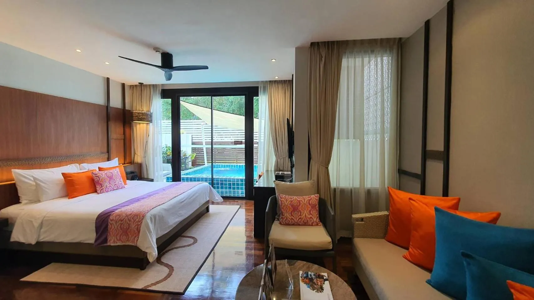 Bedroom, Bed in The Rock Hua Hin Beachfront Spa Resort
