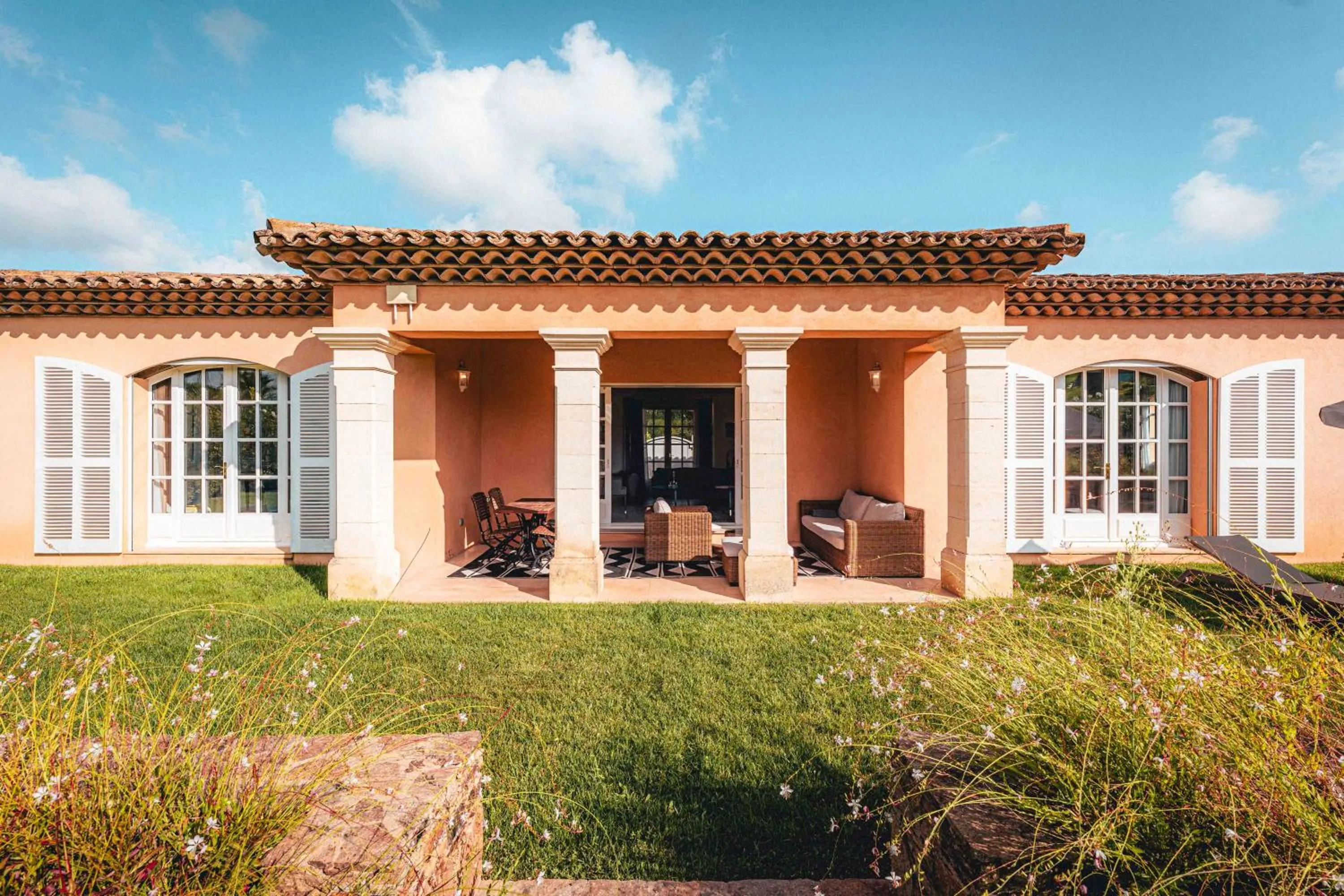 Facade/entrance in Domaine de l'Astragale