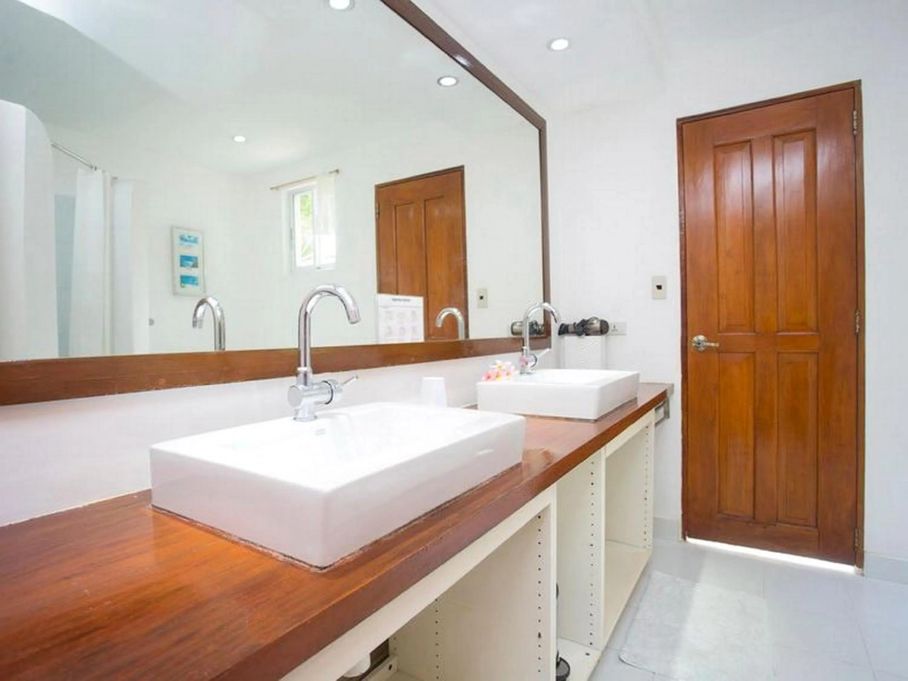 Bathroom in Mabuhay Beach House