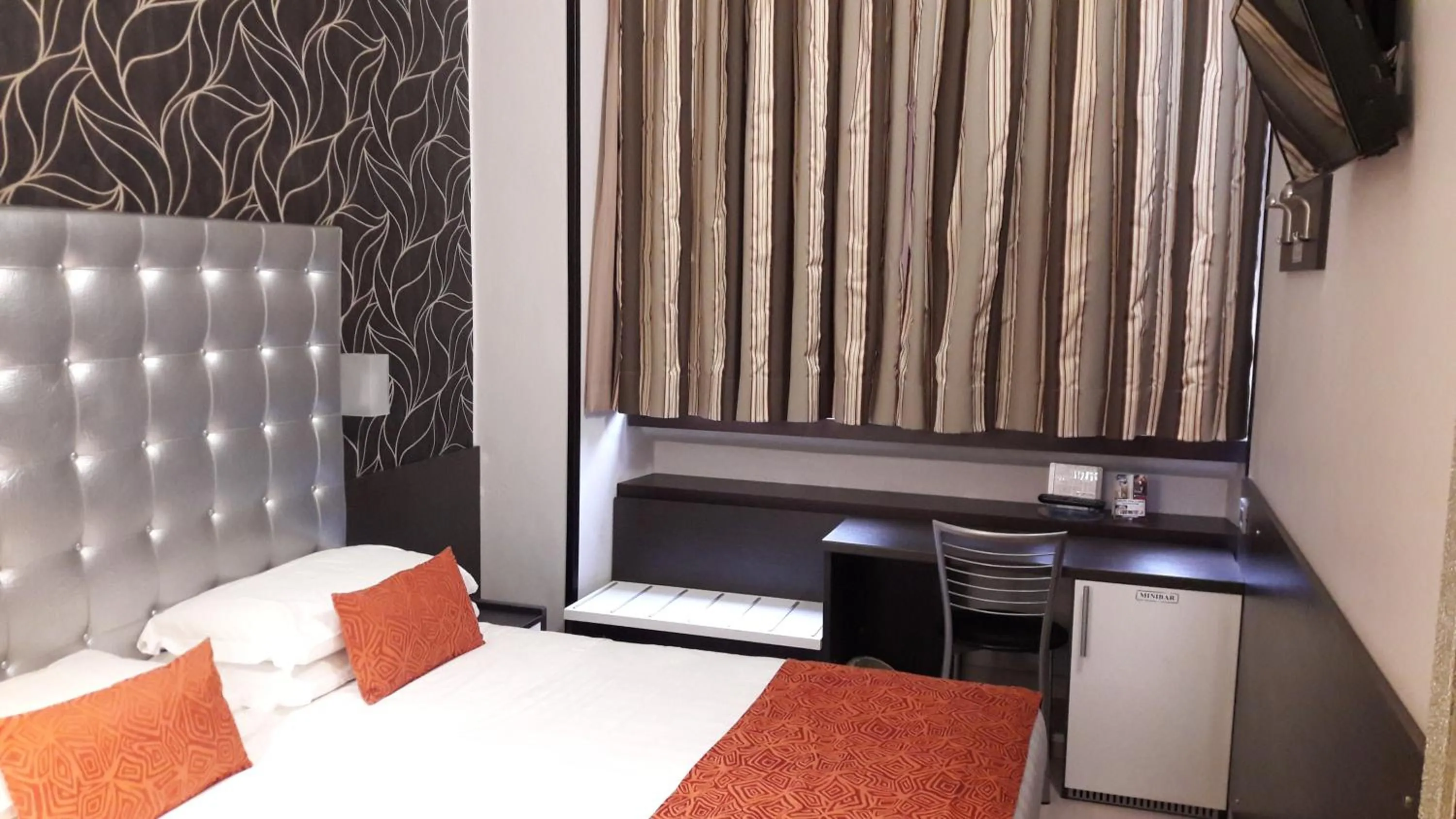 Bedroom, Bed in Hotel Piacenza