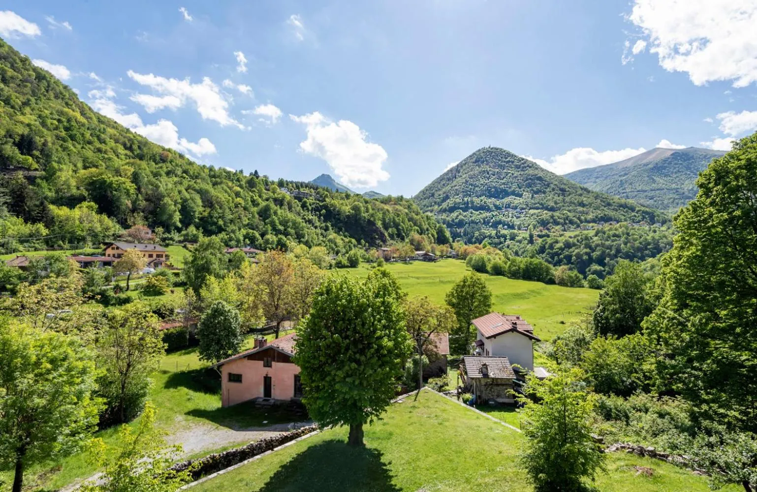 Mountain view in Locanda Sant' Anna