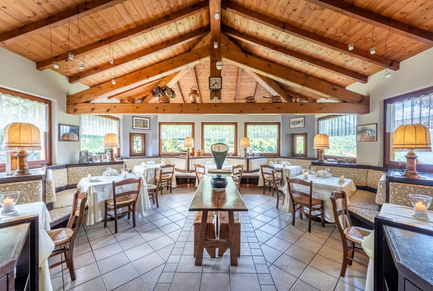 Restaurant/places to eat in Locanda Sant' Anna