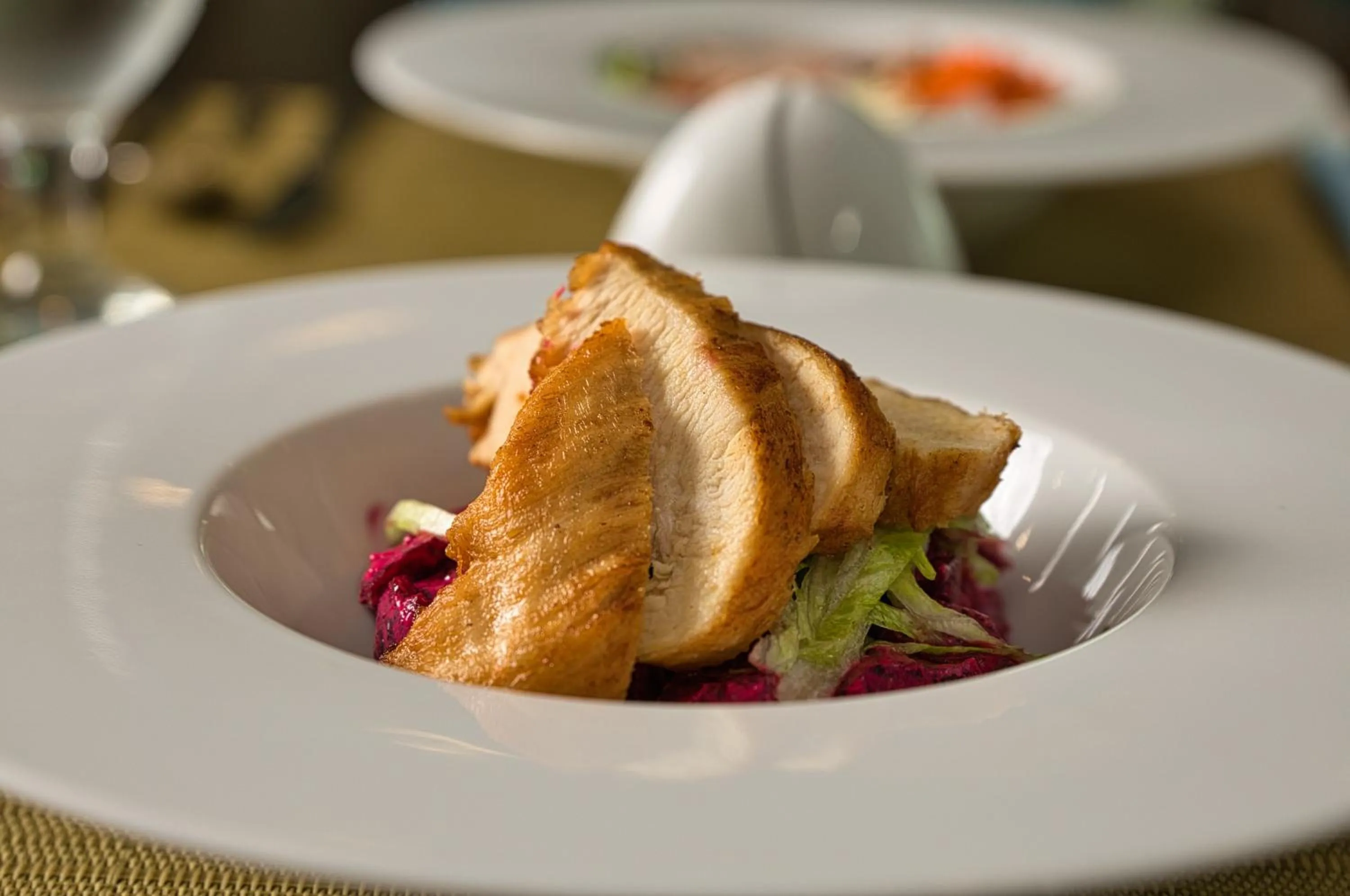 Restaurant/places to eat in Akadémia Hotel