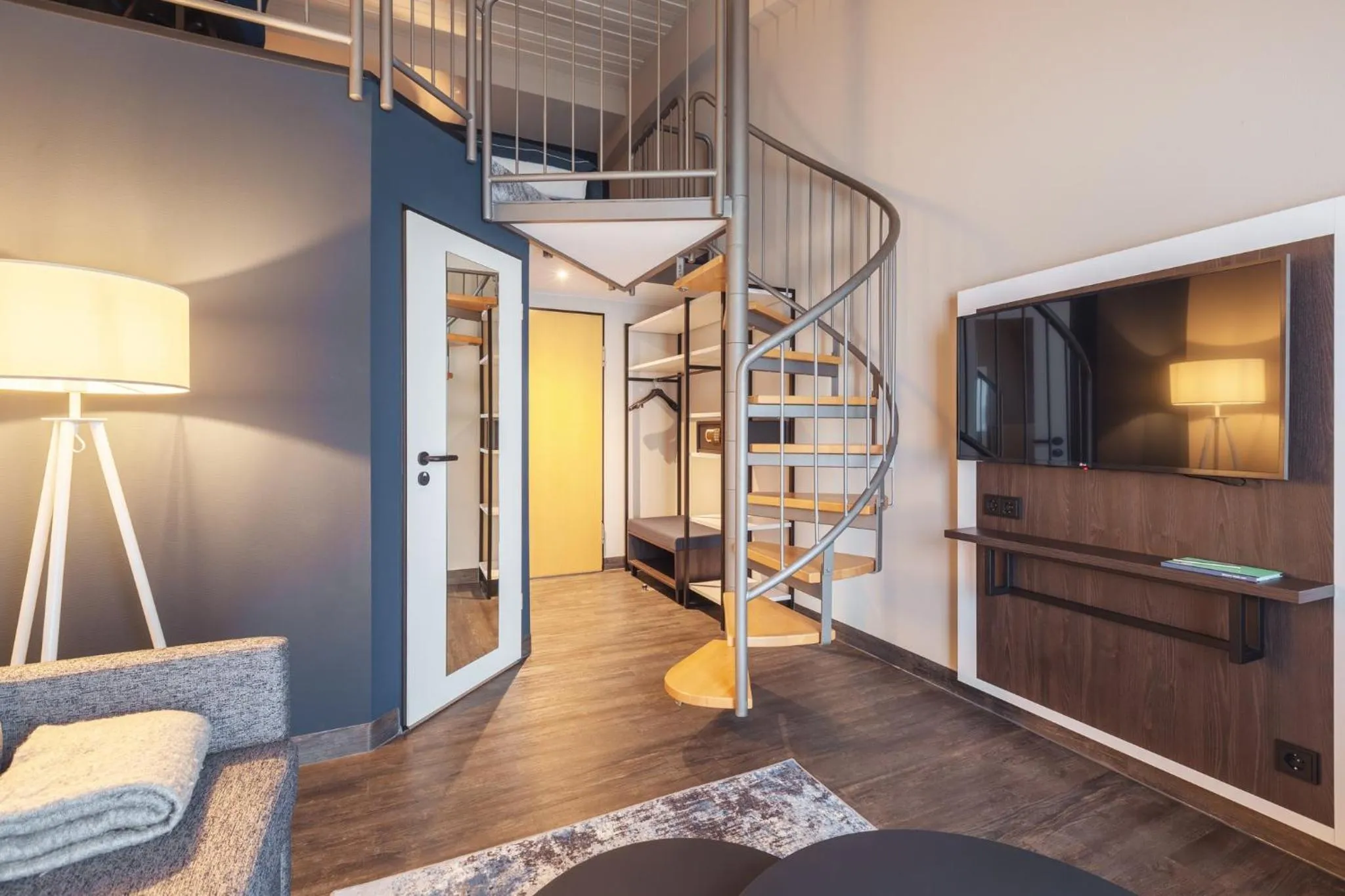 Photo of the whole room in Garner Hotel Elmshorn by IHG