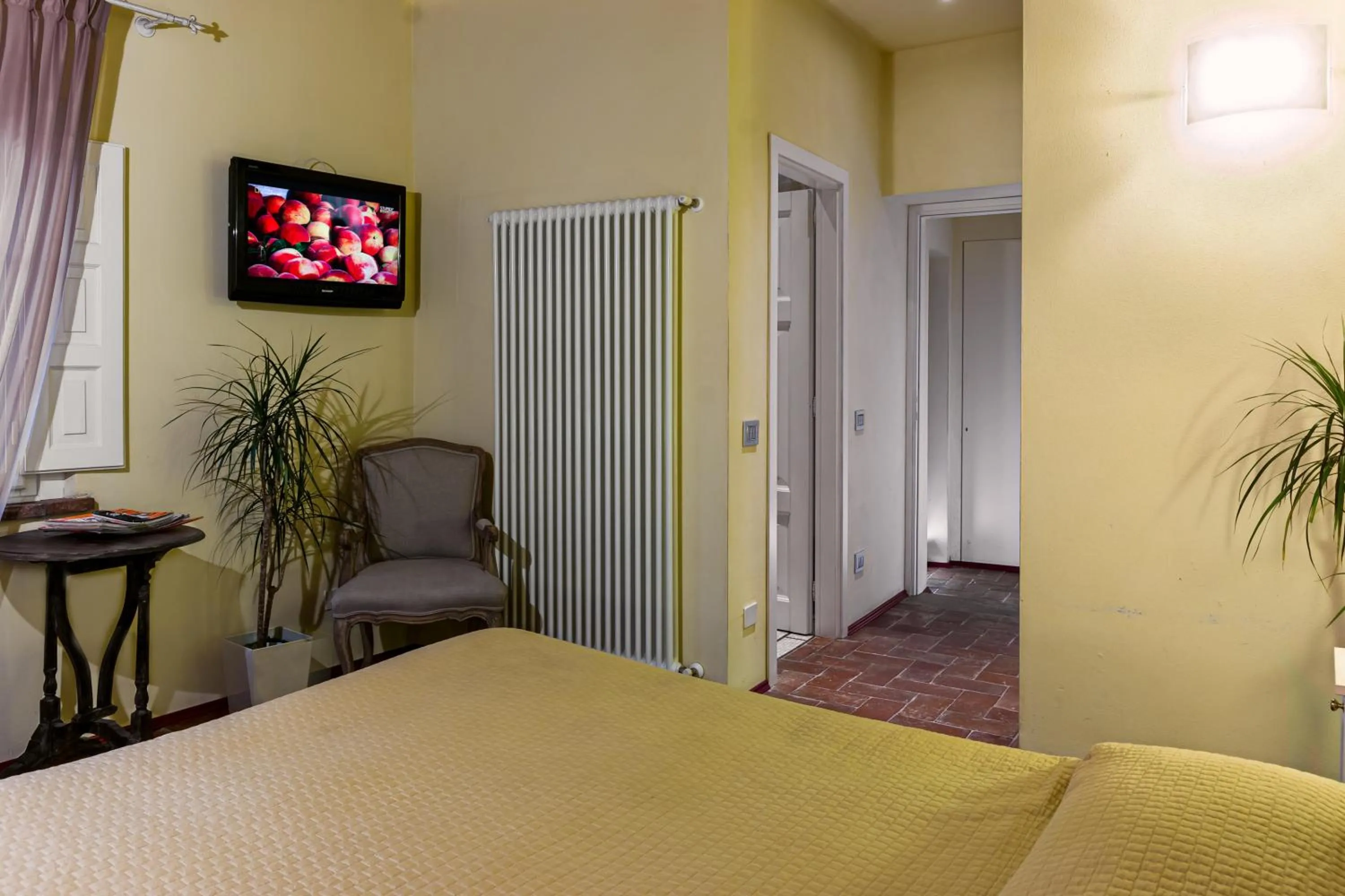 Decorative detail, Bed in Antica Residenza Dell'Angelo