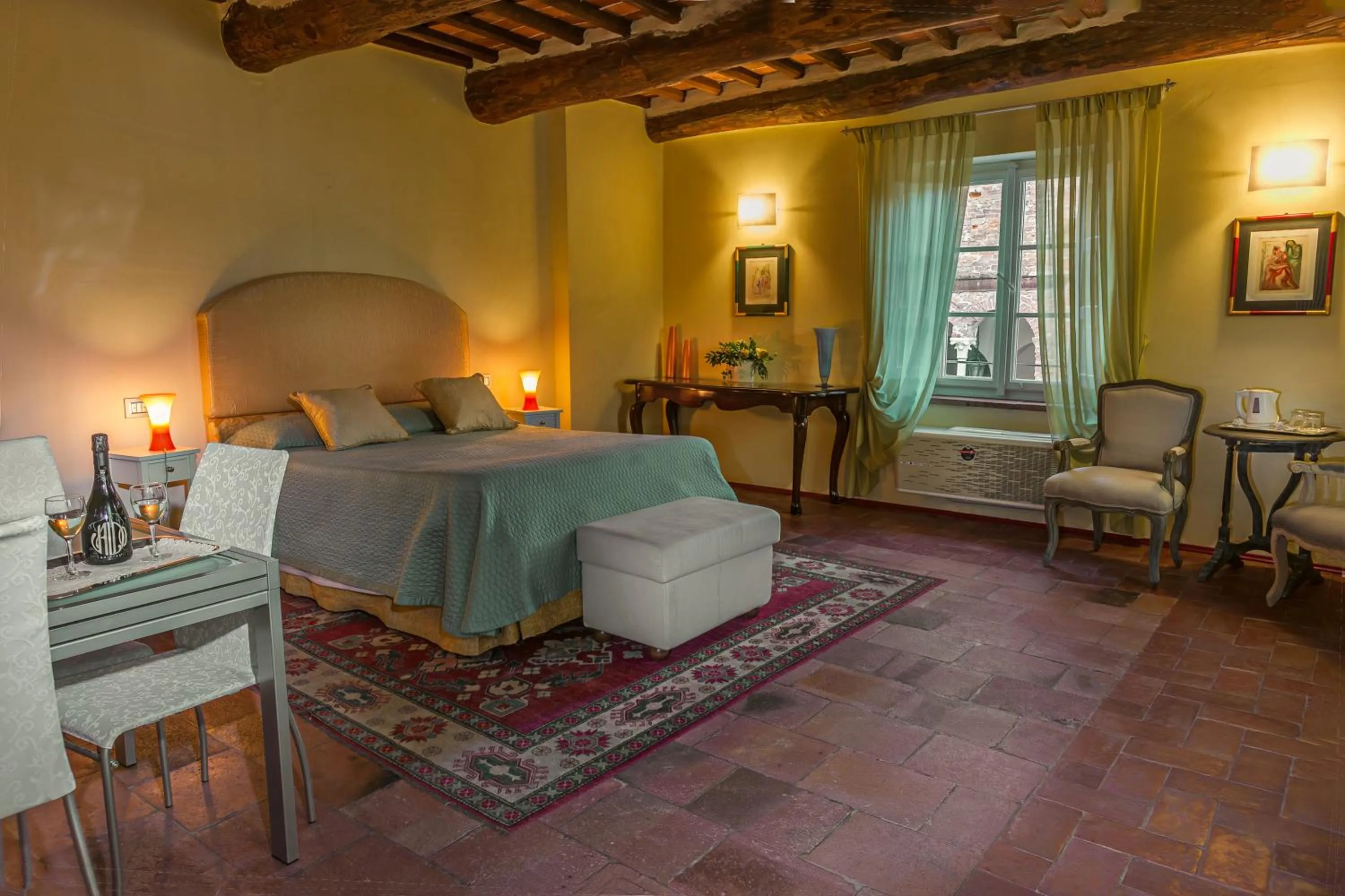 Photo of the whole room, Bed in Antica Residenza Dell'Angelo