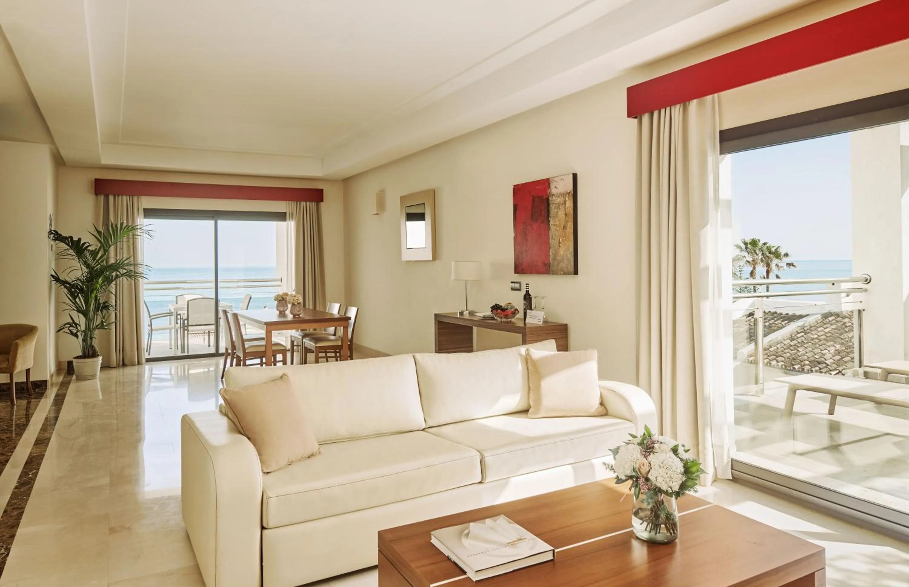 Living room in Estepona Hotel & Spa Resort