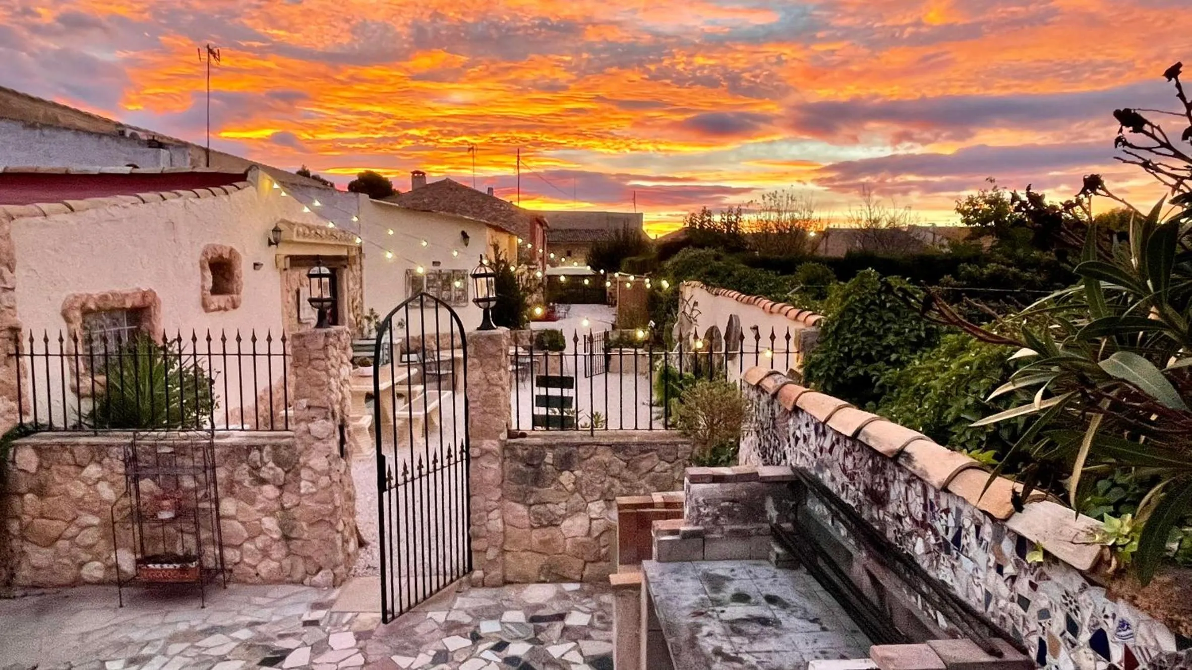 Property building in Casa Rural Ubeda - B&B - Pinoso-Alicante