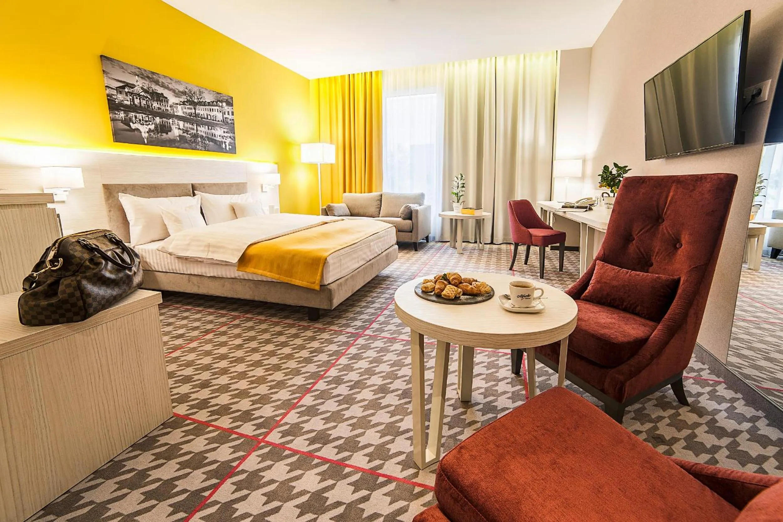 Photo of the whole room, Bed in Hotel Metropolitan