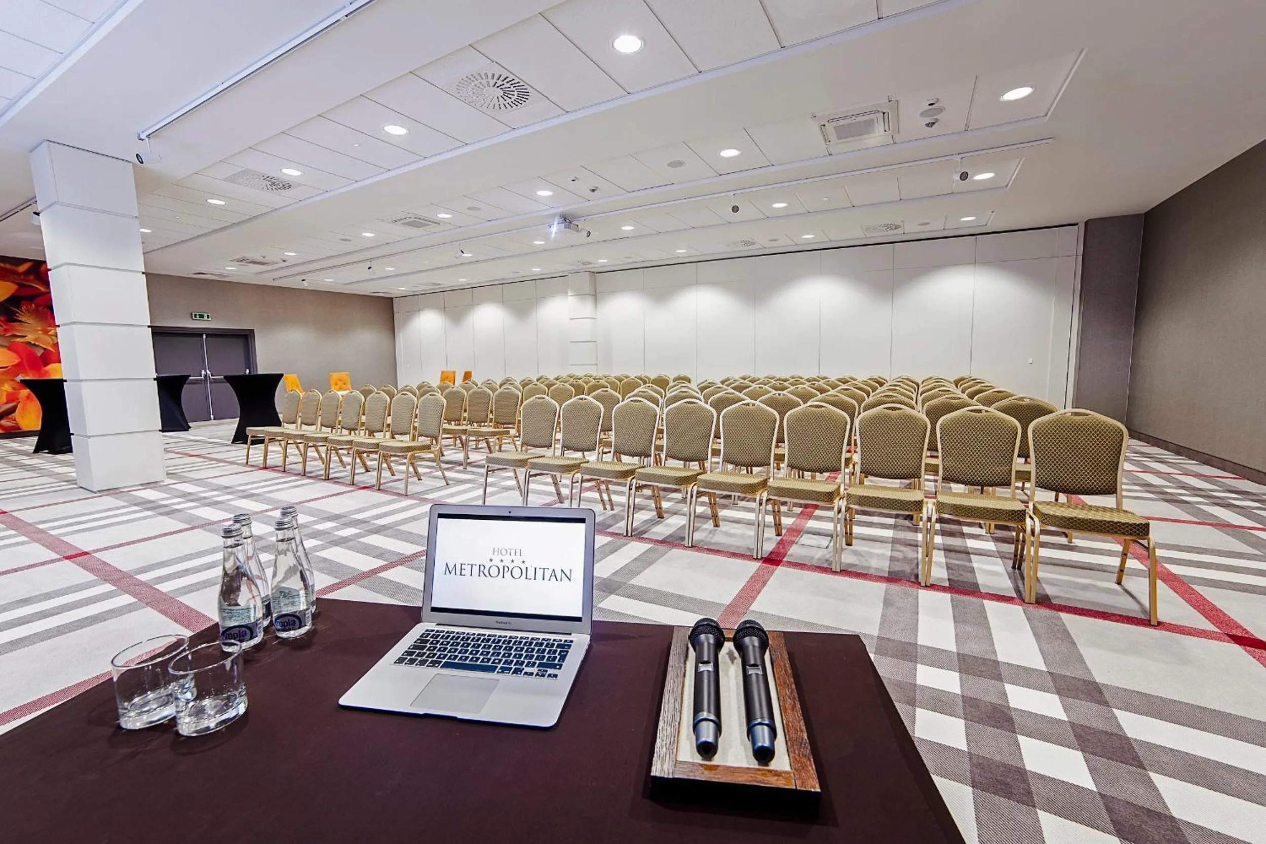 Meeting/conference room in Hotel Metropolitan