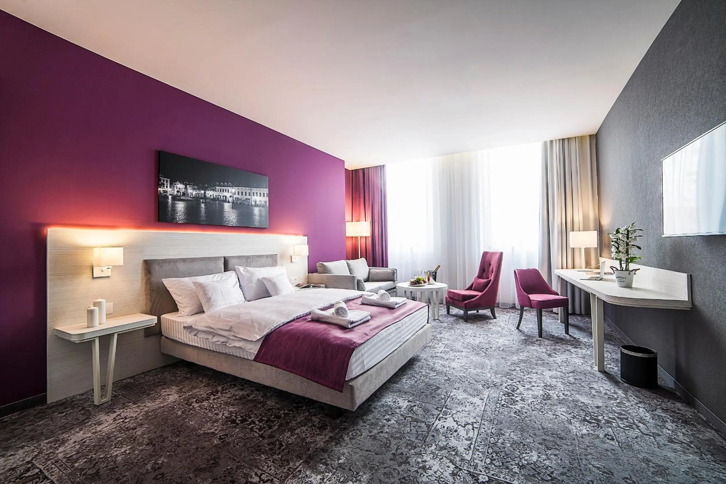 Photo of the whole room, Bed in Hotel Metropolitan