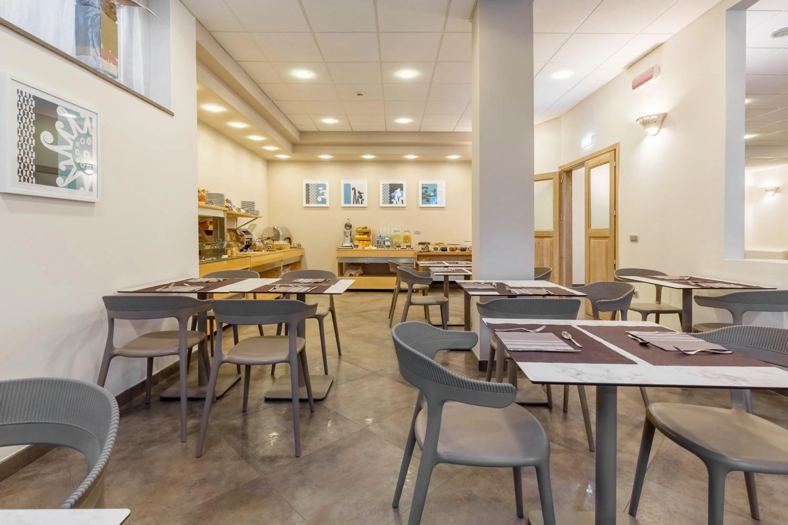 Breakfast in Hotel Domomea