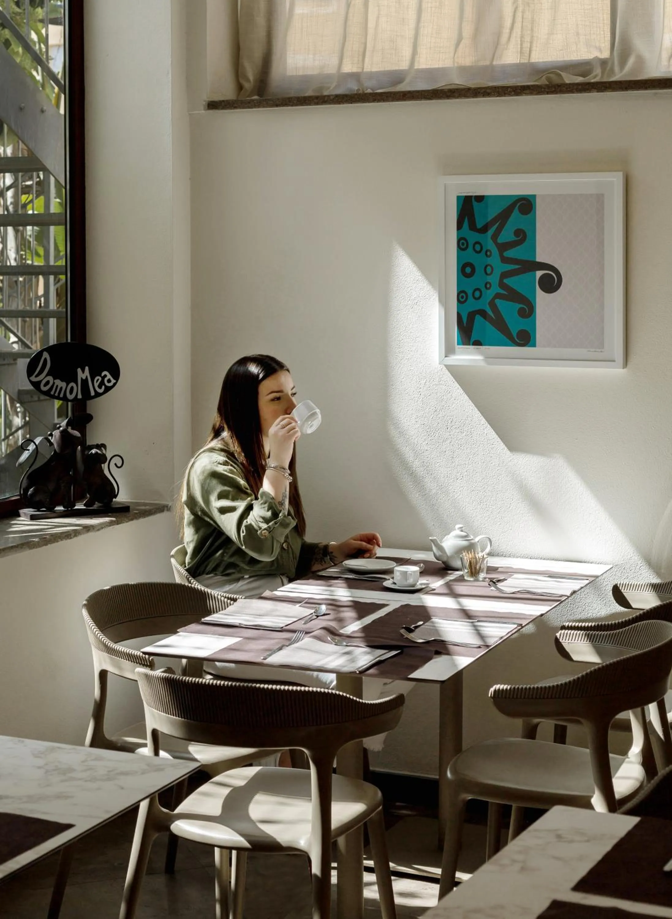 Restaurant/places to eat in Hotel Domomea