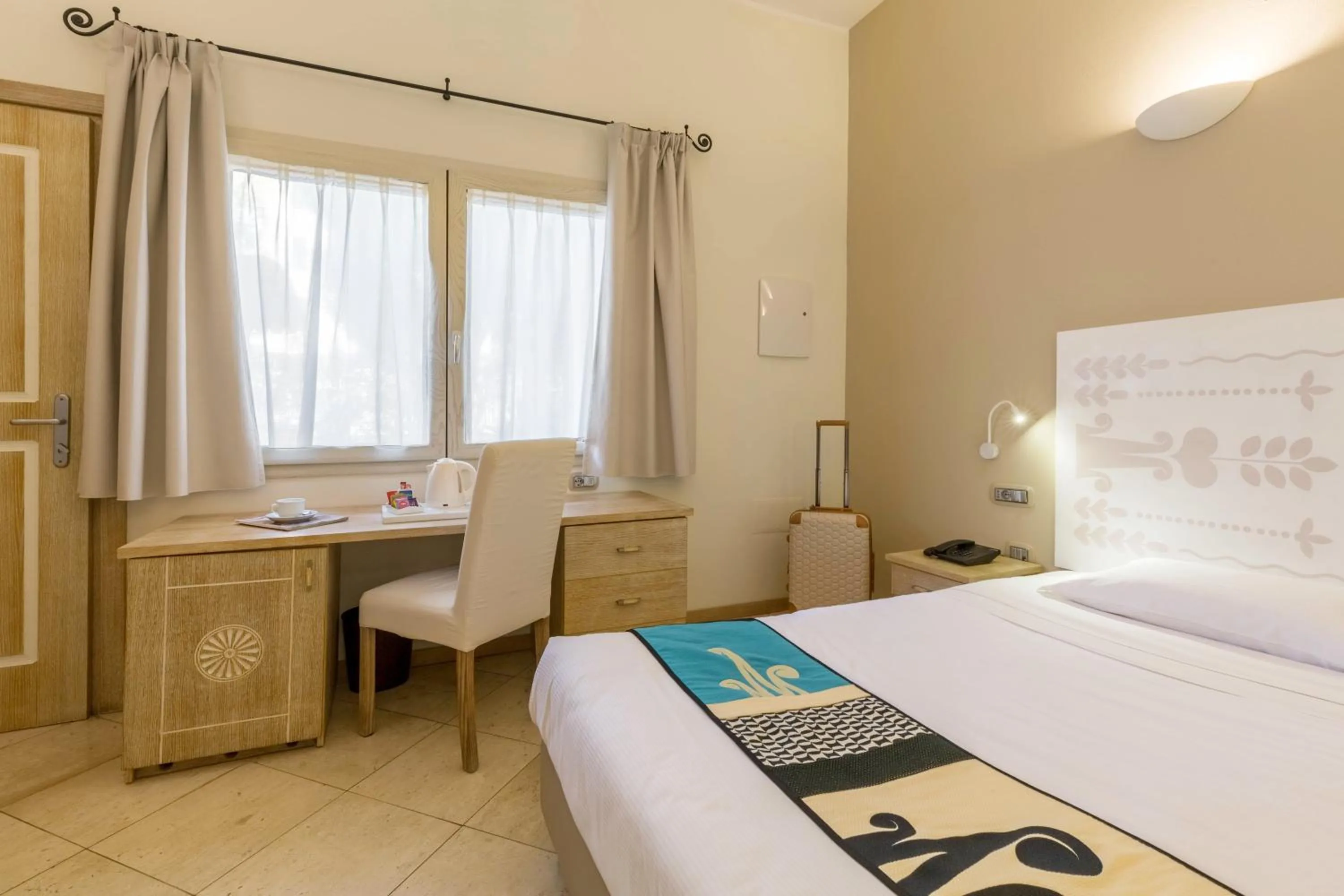 Photo of the whole room, Bed in Hotel Domomea