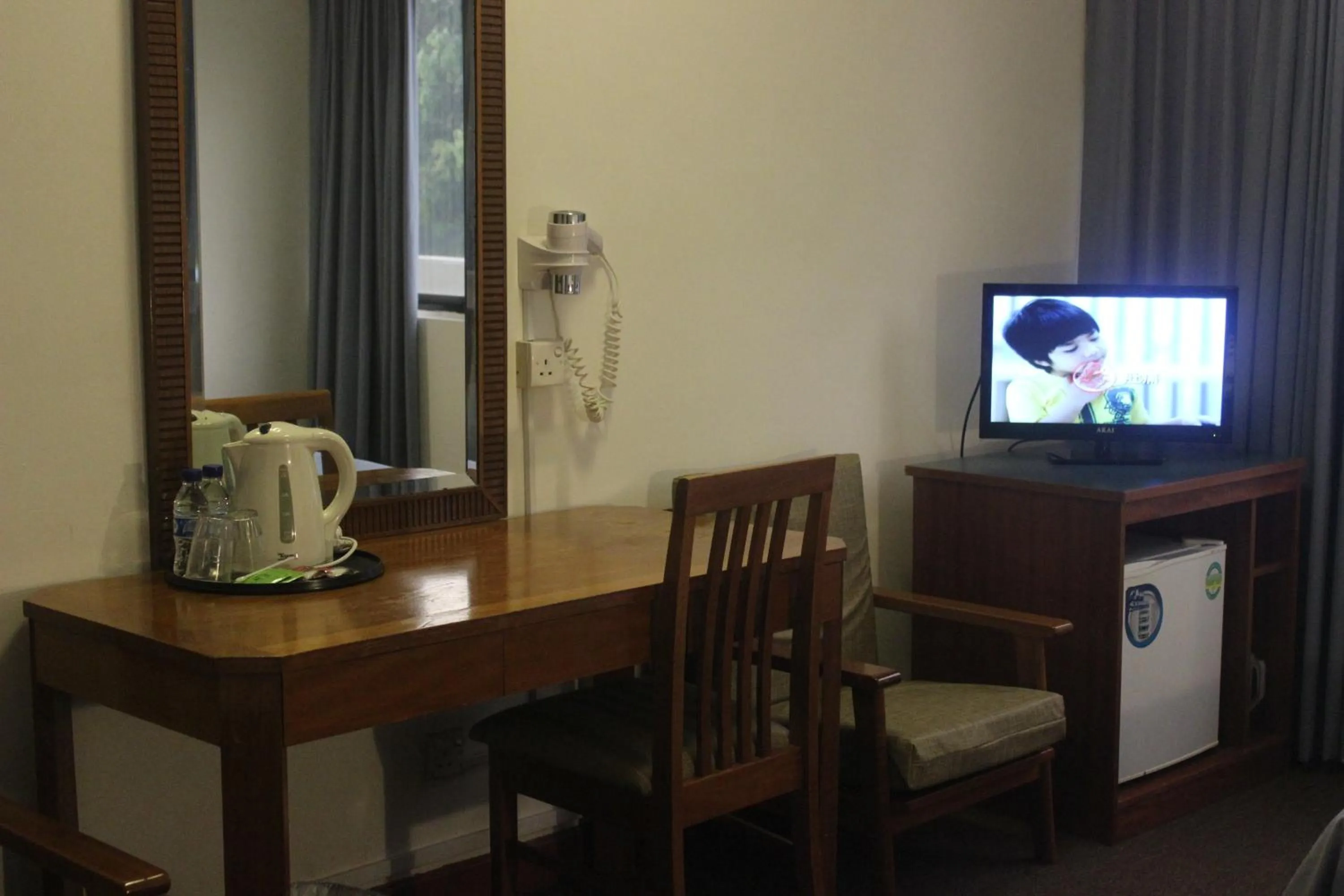 Photo of the whole room in Hotel Supreme