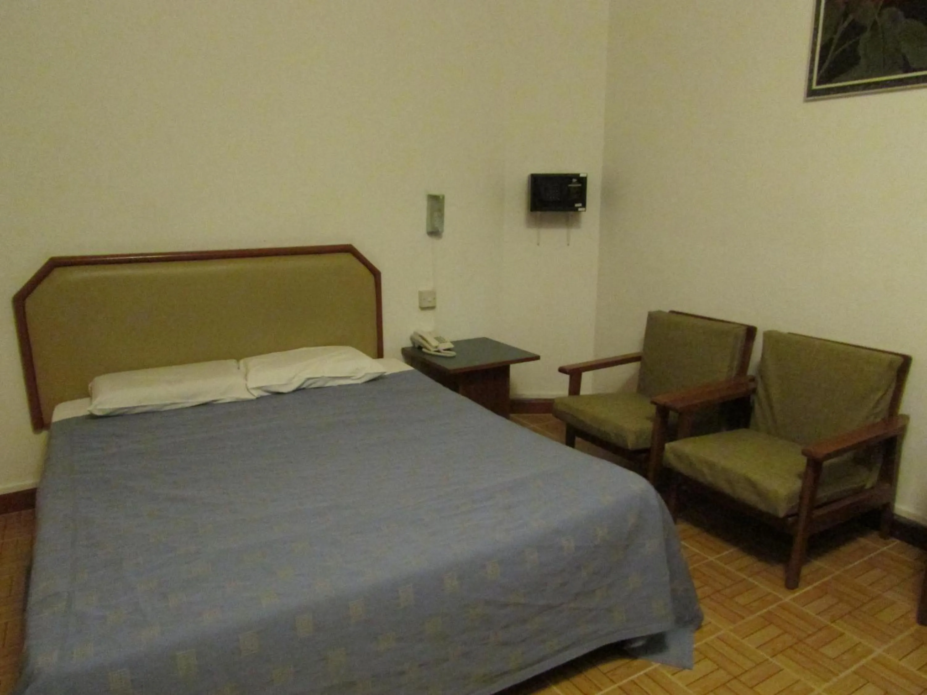 Photo of the whole room, Bed in Hotel Supreme