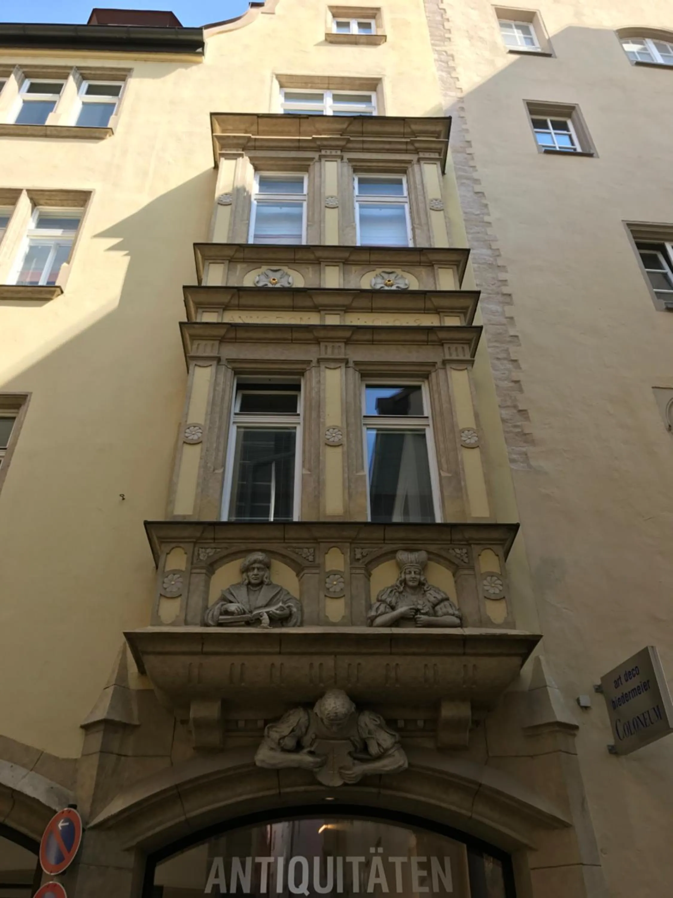 Facade/entrance in Palazzo am Dom