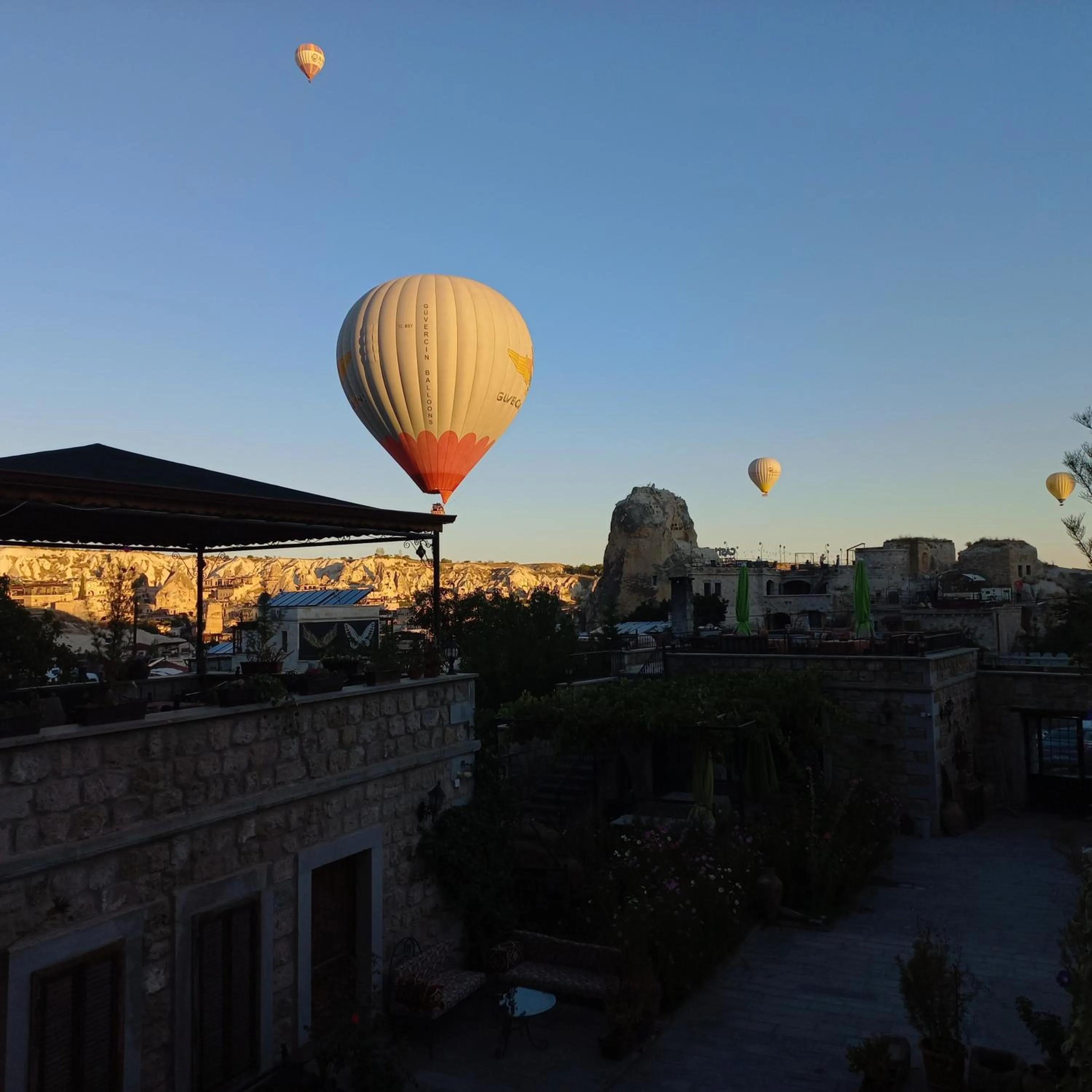 Entertainment in Guzide Cave Hotel