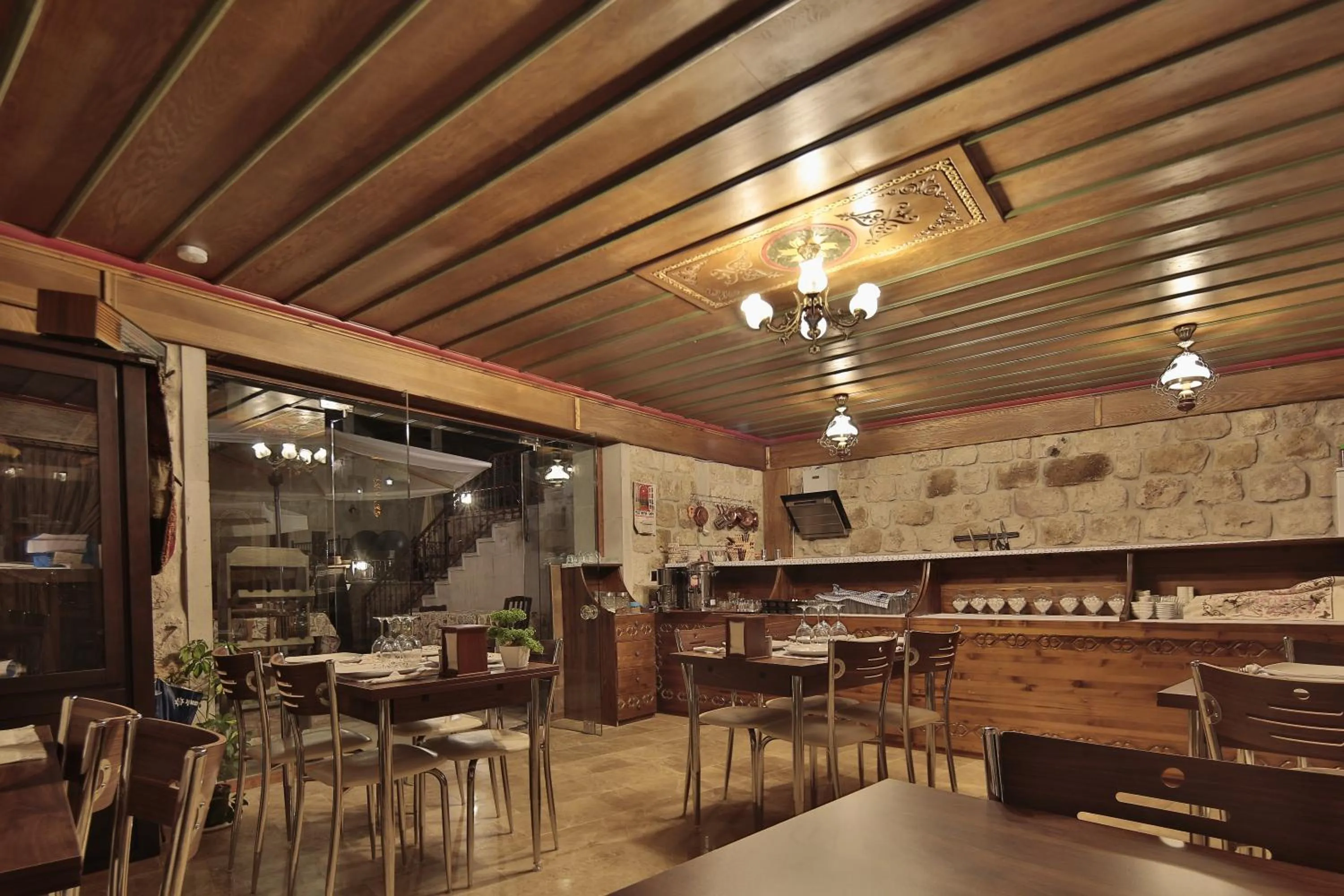 Restaurant/places to eat in Guzide Cave Hotel