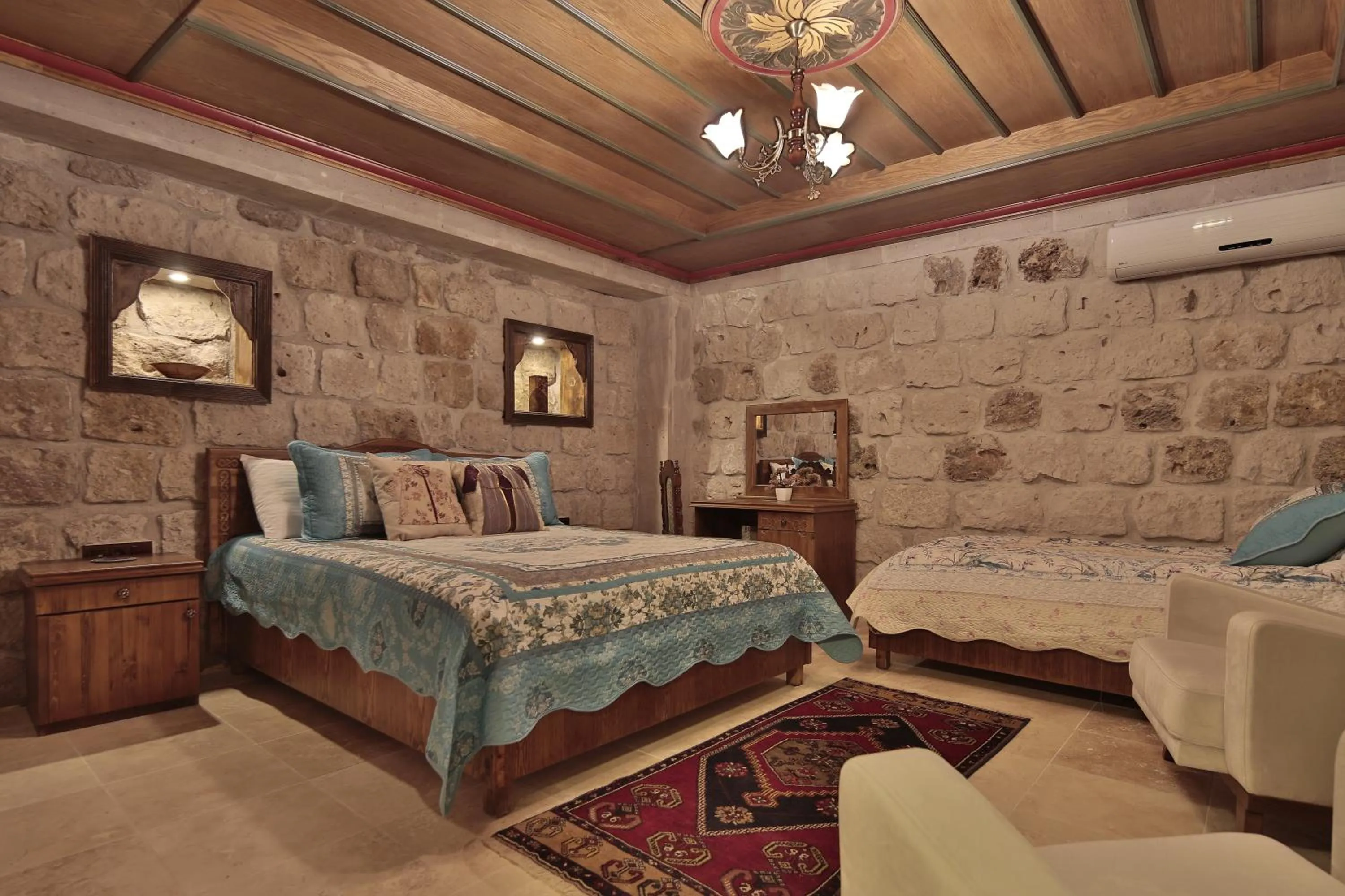 Bed in Guzide Cave Hotel