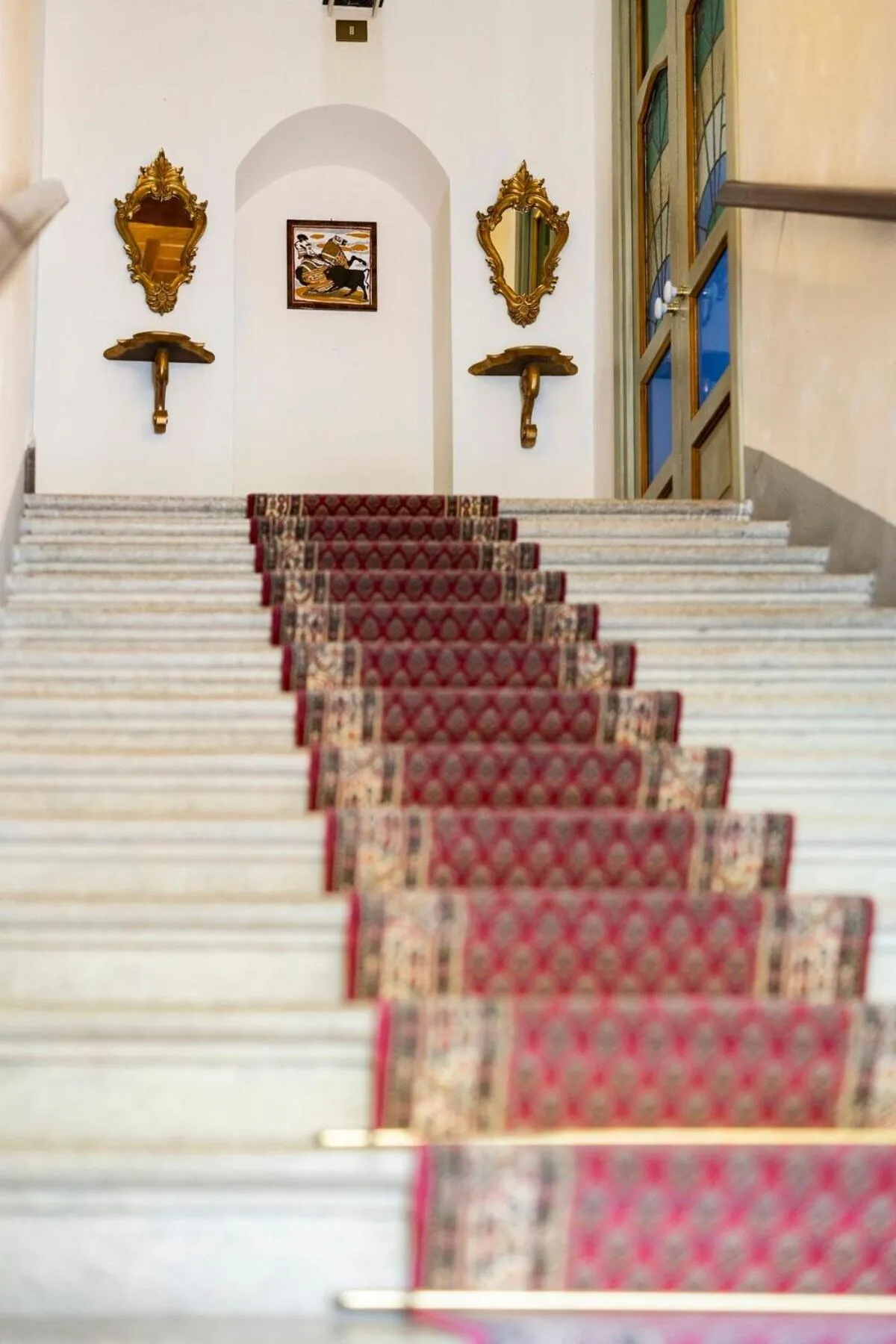 Facade/entrance in Palazzo Ninci
