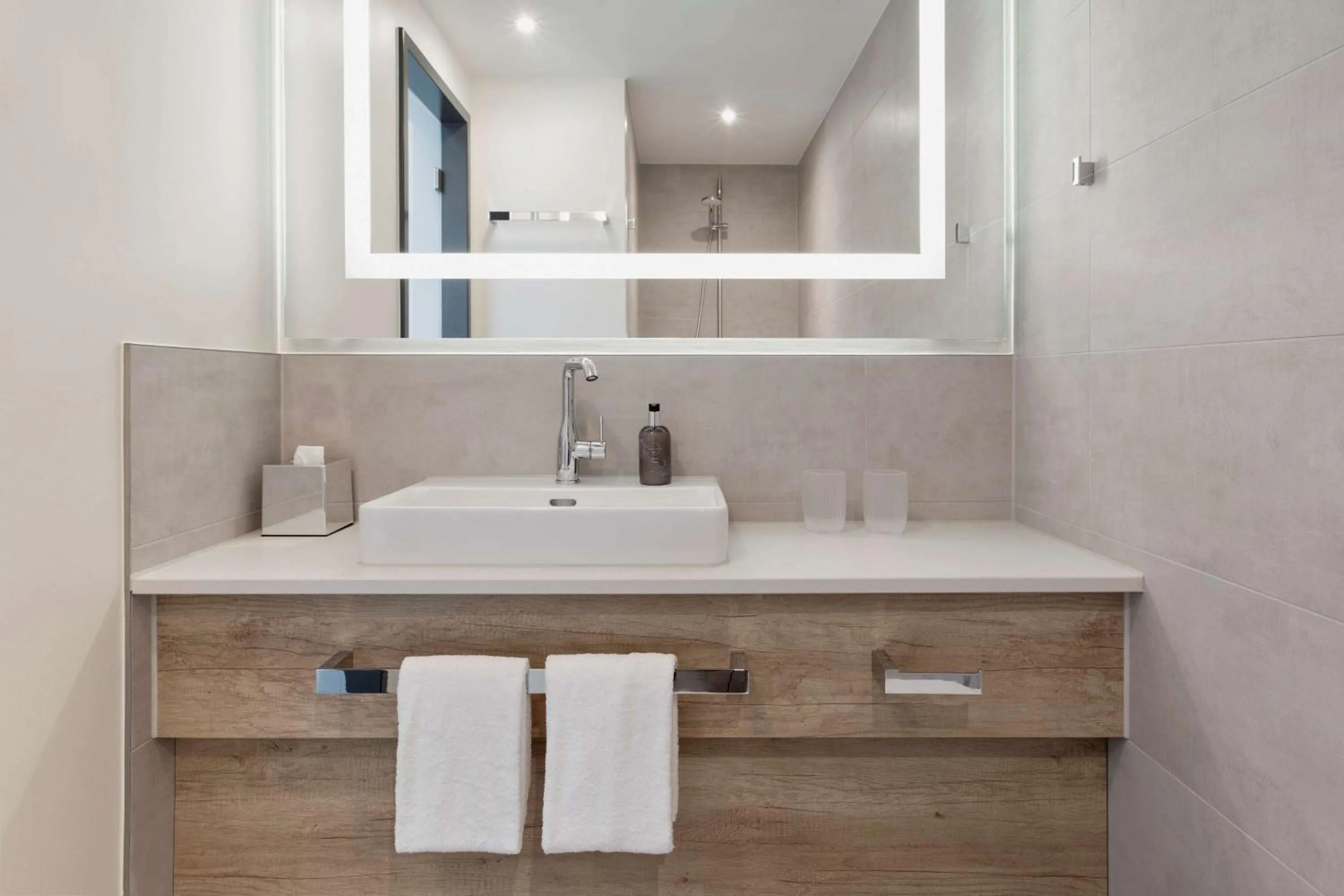 Bathroom in Stellaris Apartment Hotel