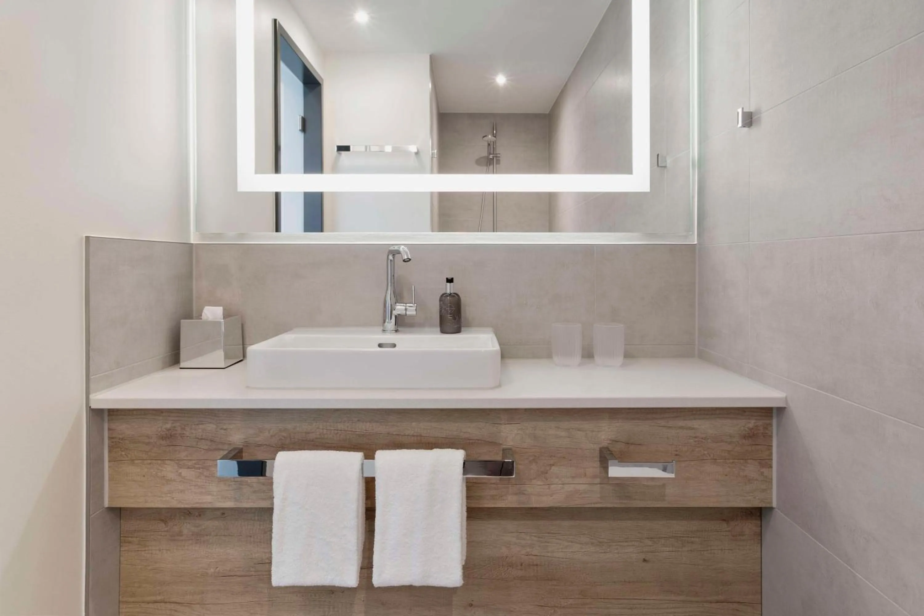 Bathroom in Stellaris Apartment Hotel