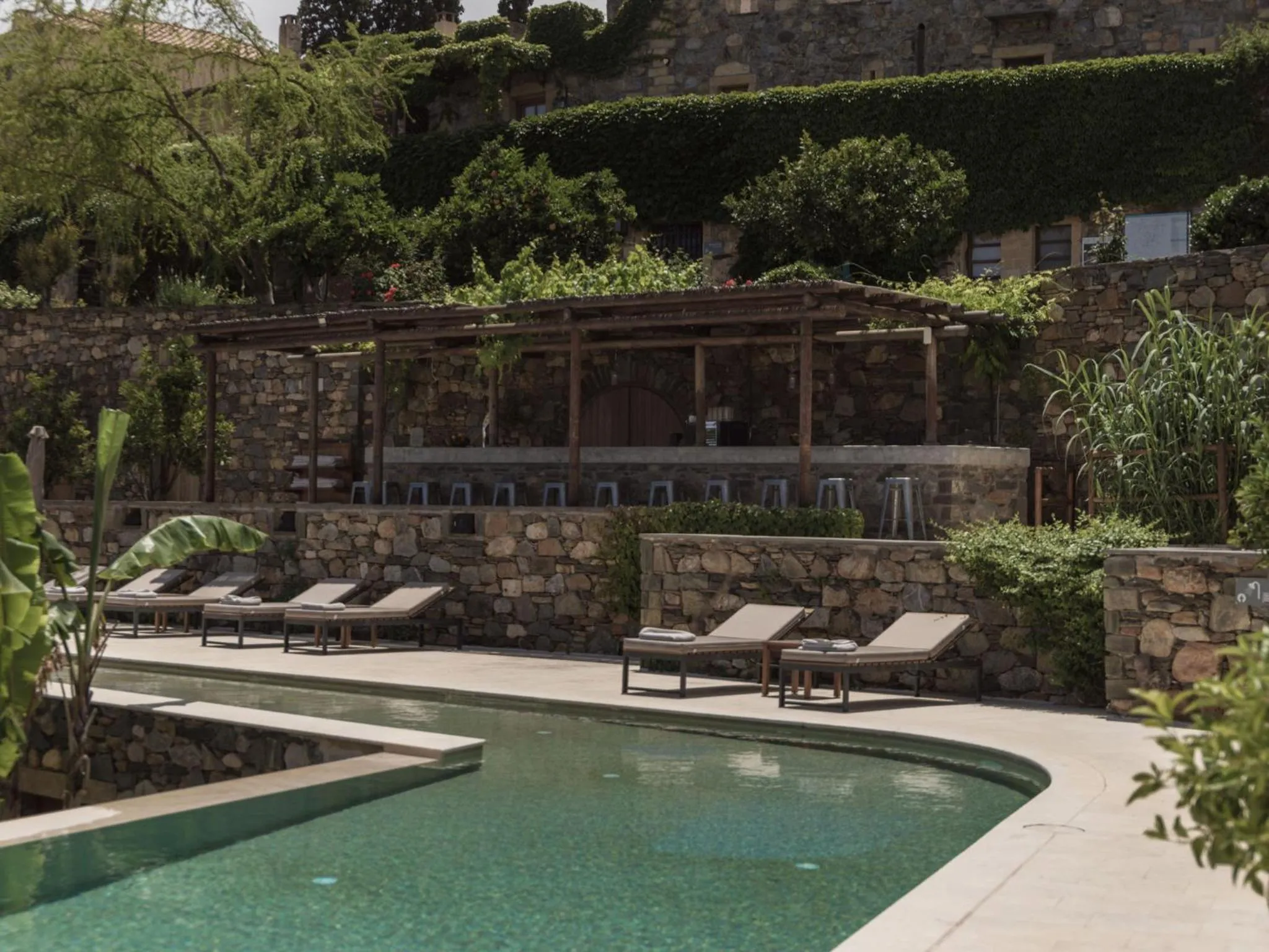 Swimming pool in Kinsterna Hotel