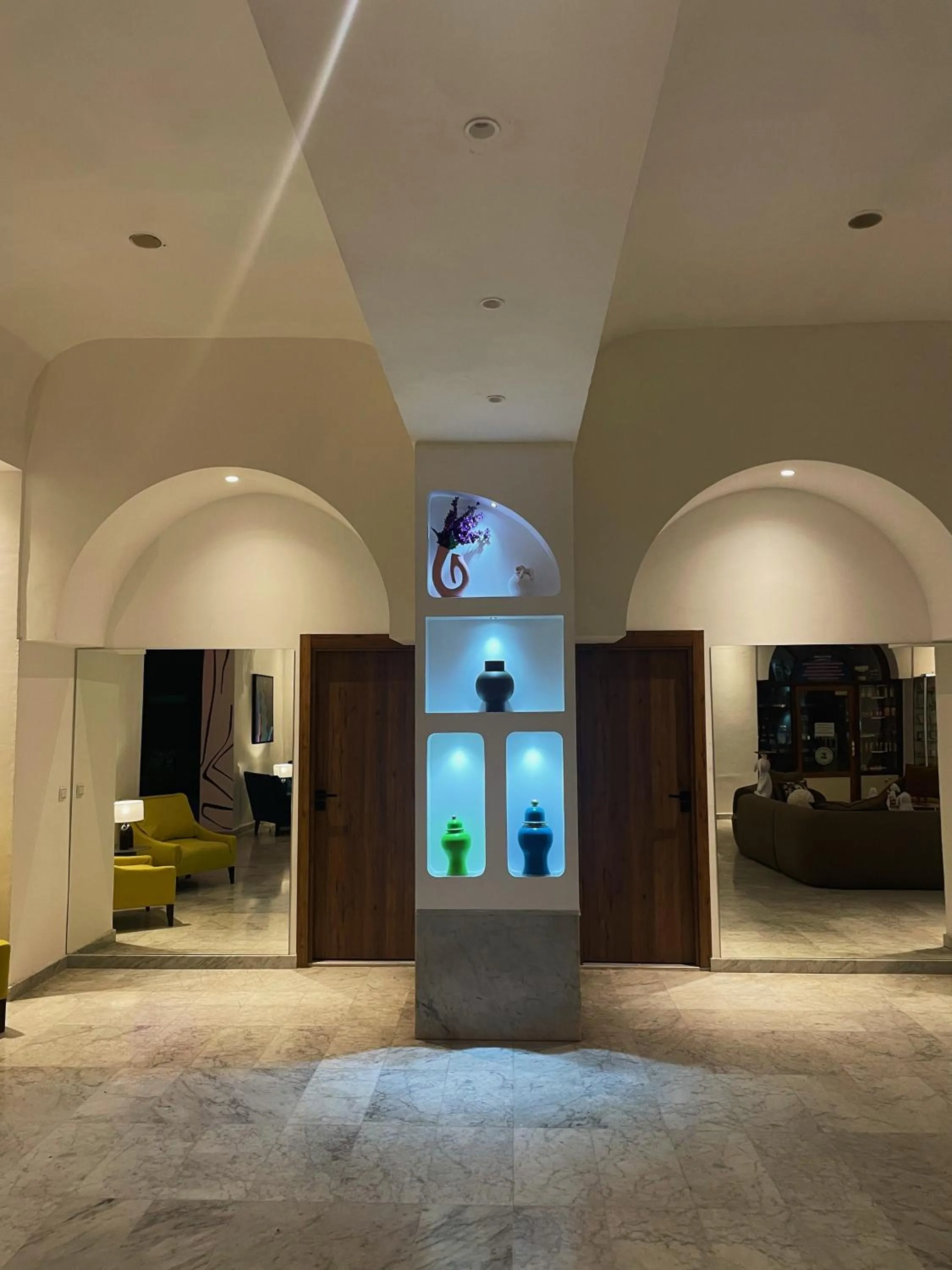 Lobby or reception in Oasis Hotel & Spa