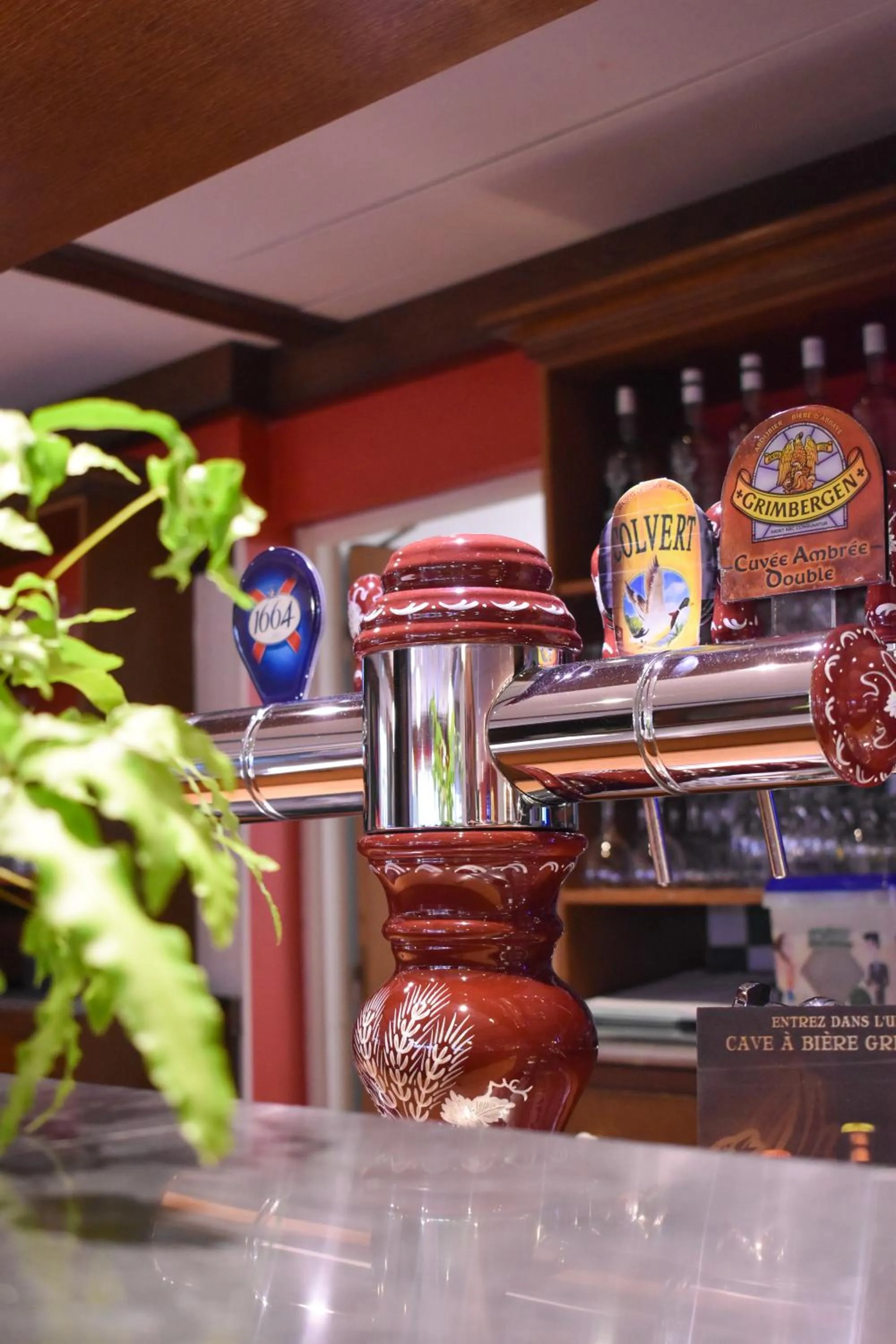 Lounge or bar in ibis Albert Pays de Somme