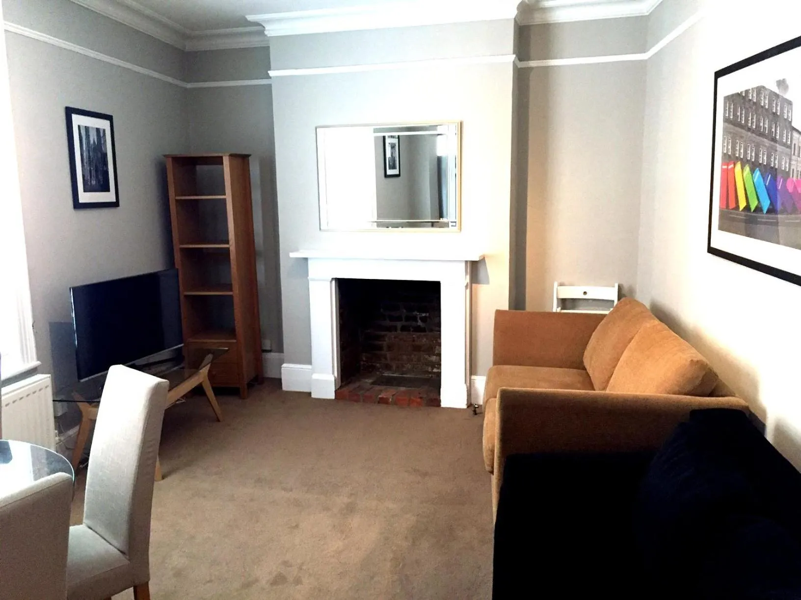 Living room in Fielding Hotel