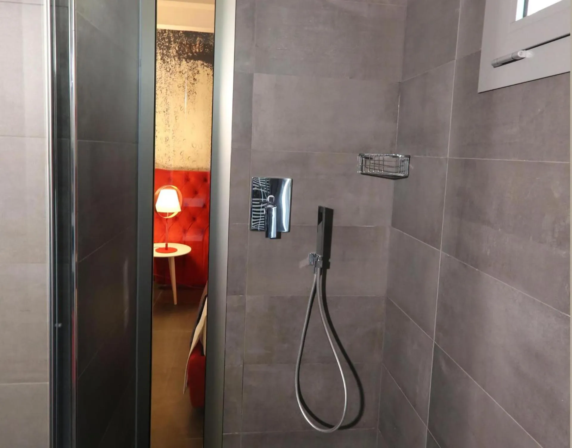 Shower in Ninfea Wellness & Spa Residence