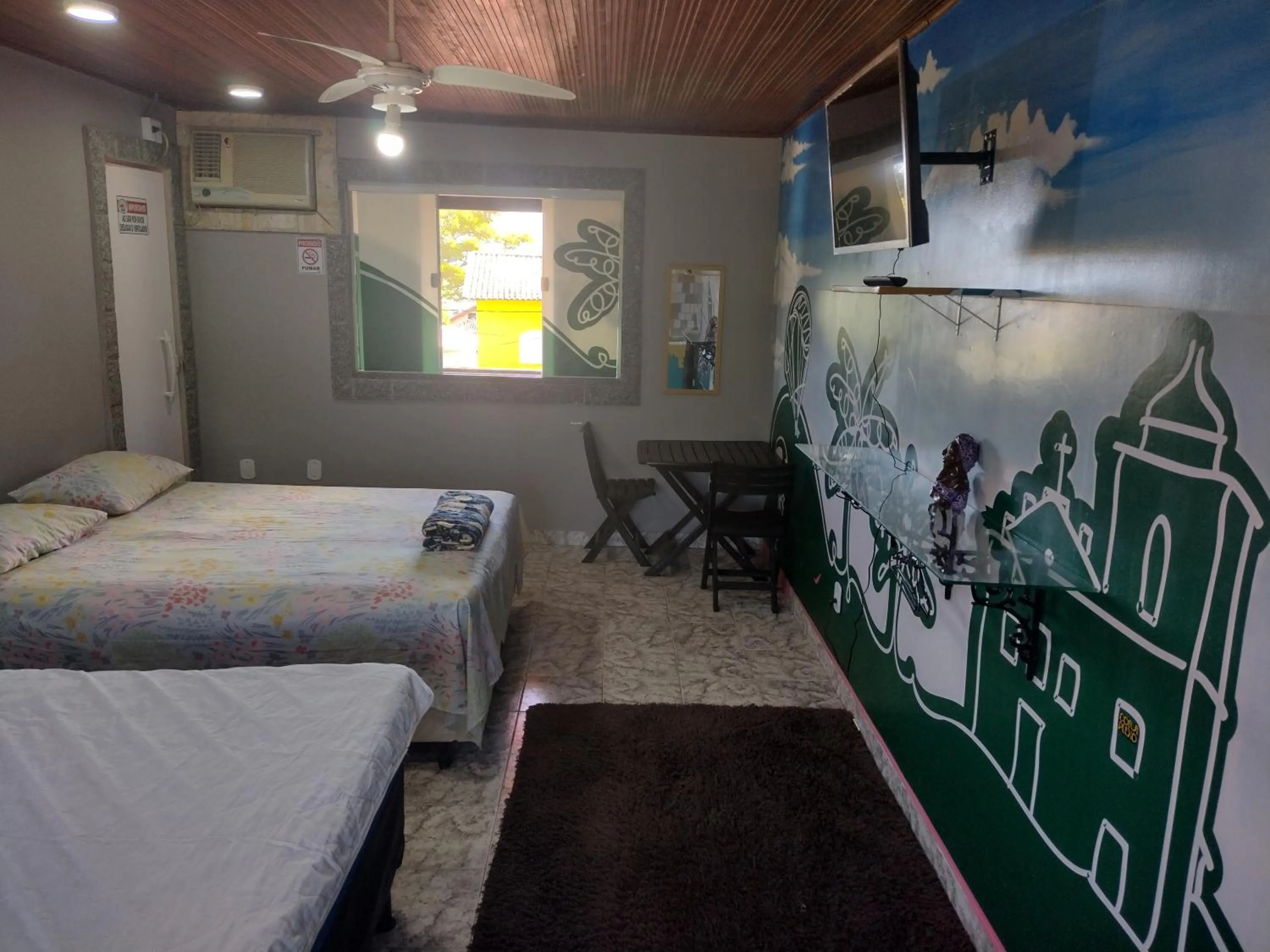 Superior Family Room with Shared Bathroom in Recanto dos Loureiros