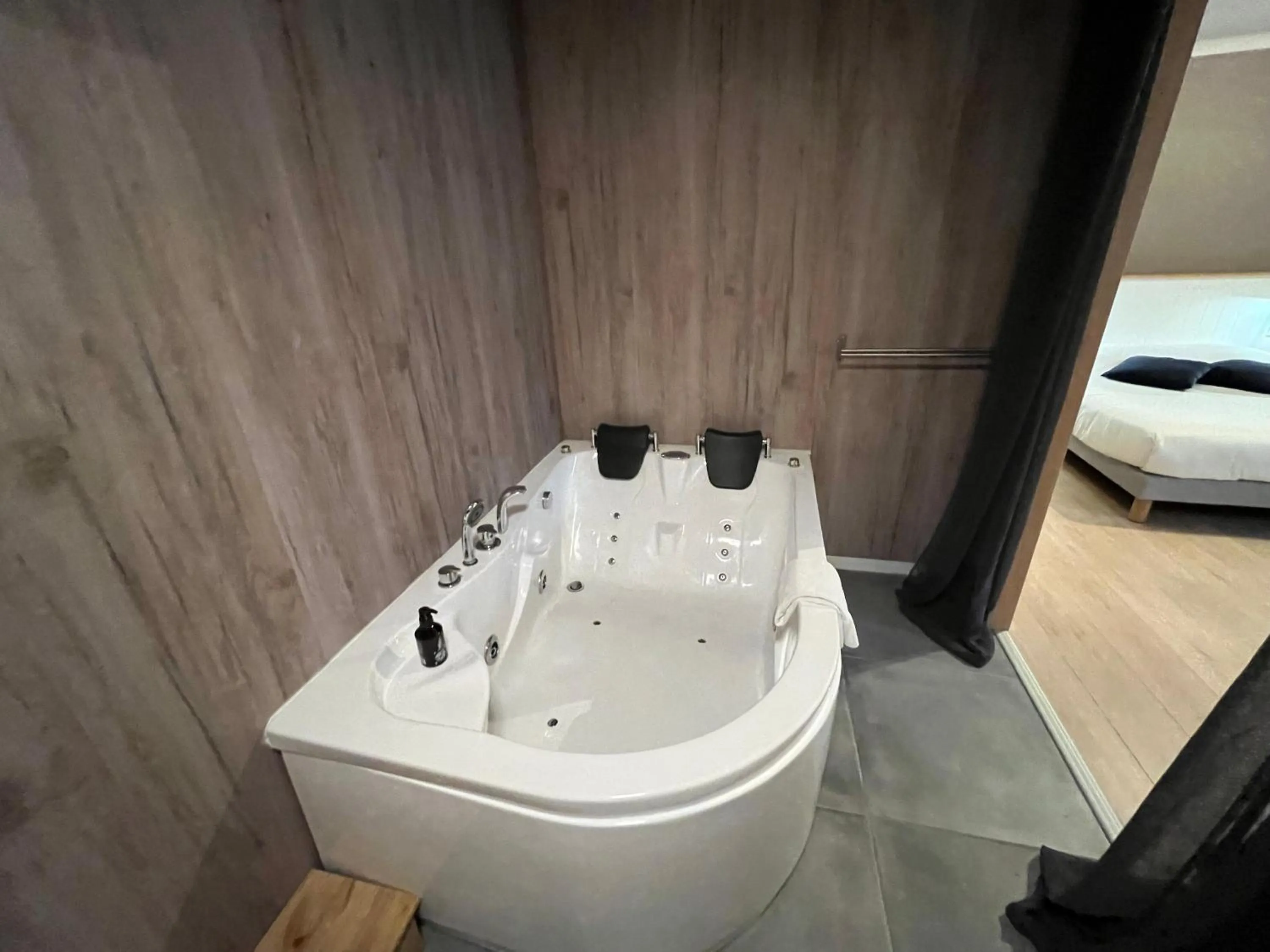 Bed in Hôtel des îles