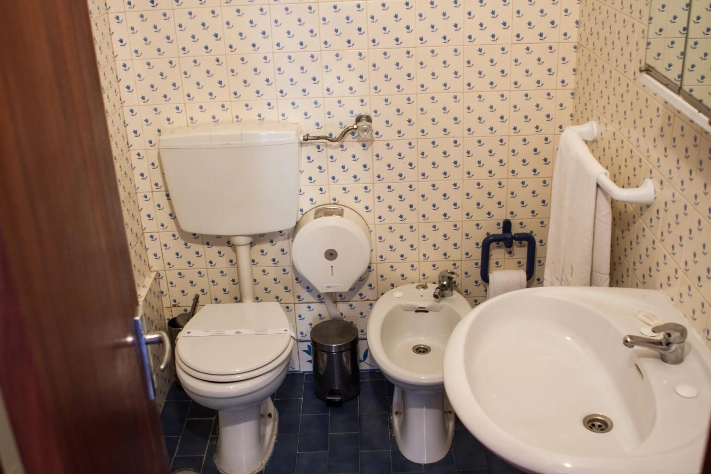 Bathroom in Columbia Apartamentos Turisticos