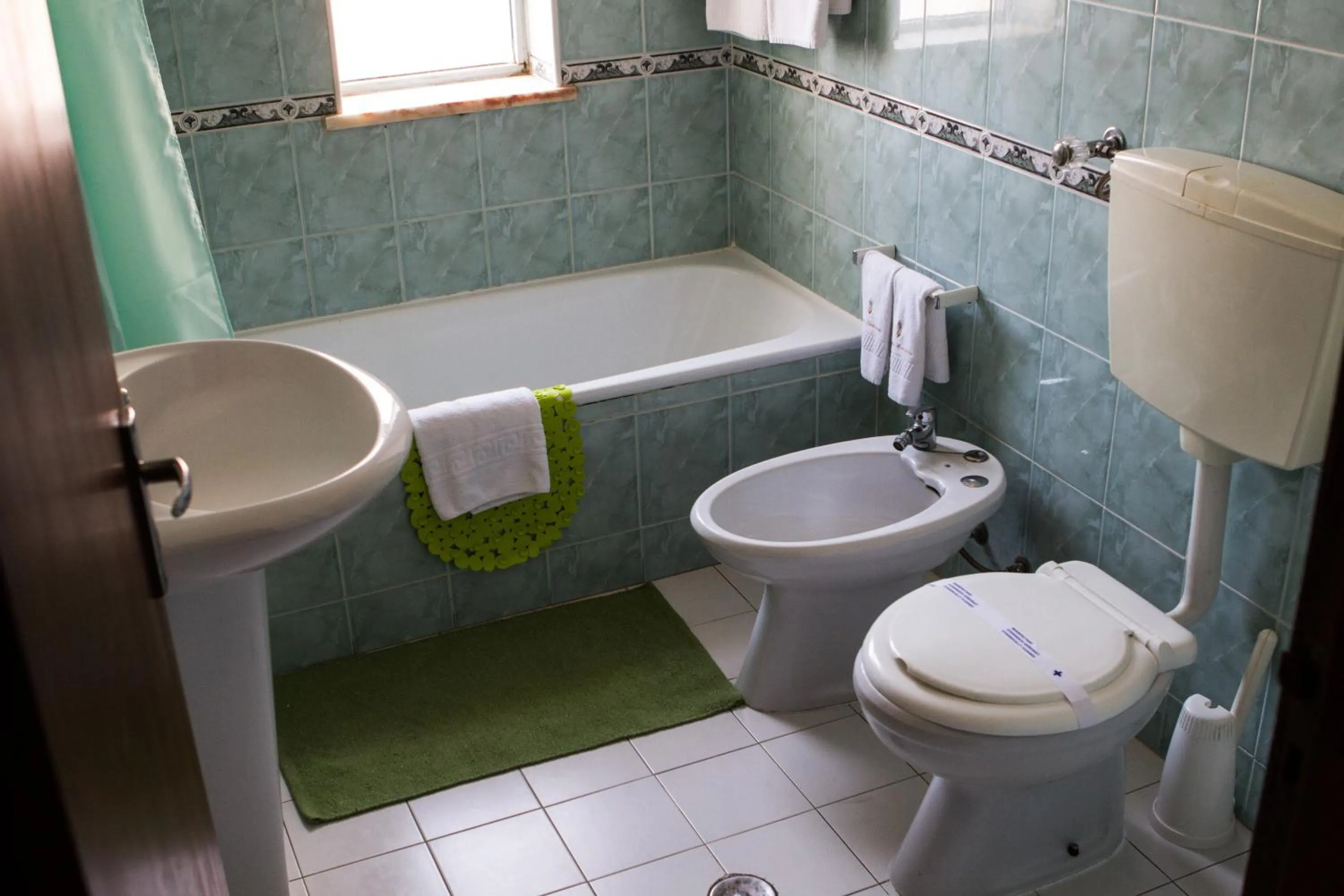 Bathroom in Columbia Apartamentos Turisticos