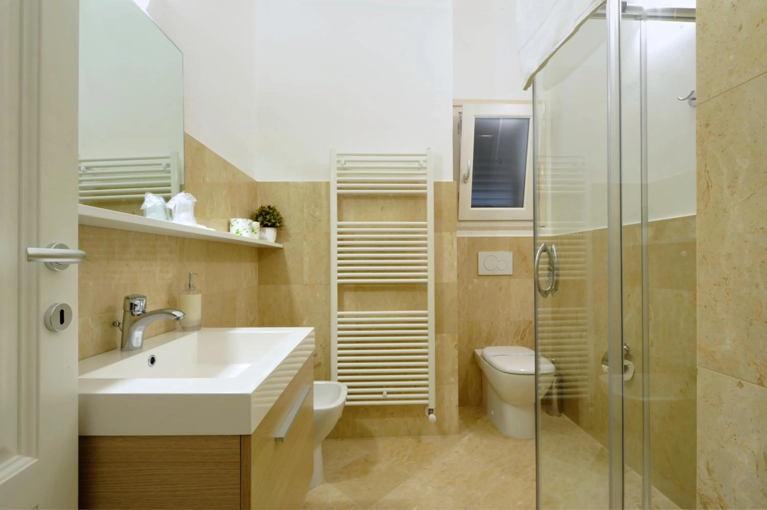 Bathroom in Palazzo Massari