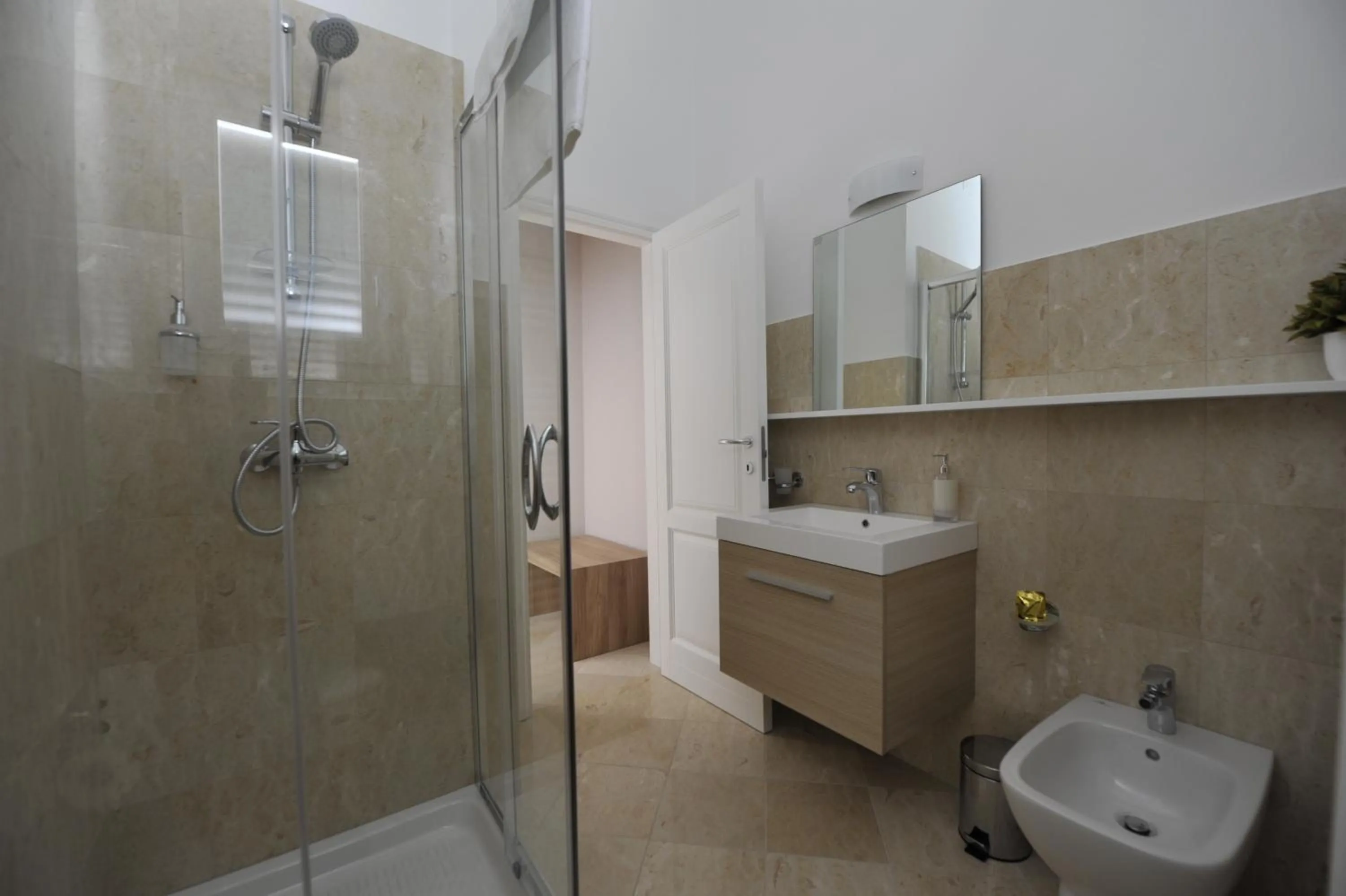Bathroom in Palazzo Massari
