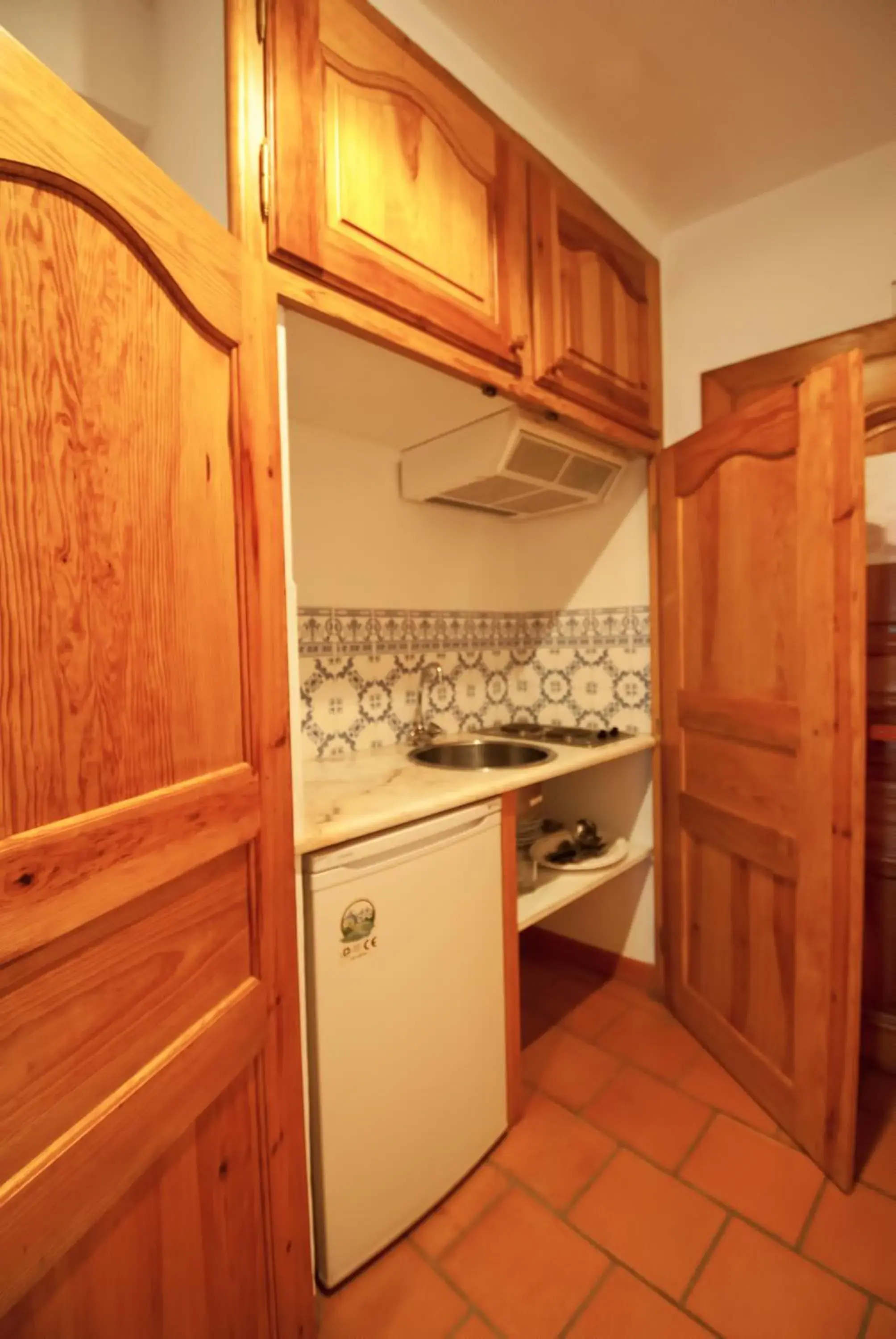 Double Room with Kitchenette - single occupancy in Hotel Quinta Da Lagoa Double Room with Kitchenette - single occupancy in Hotel Quinta Da Lagoa