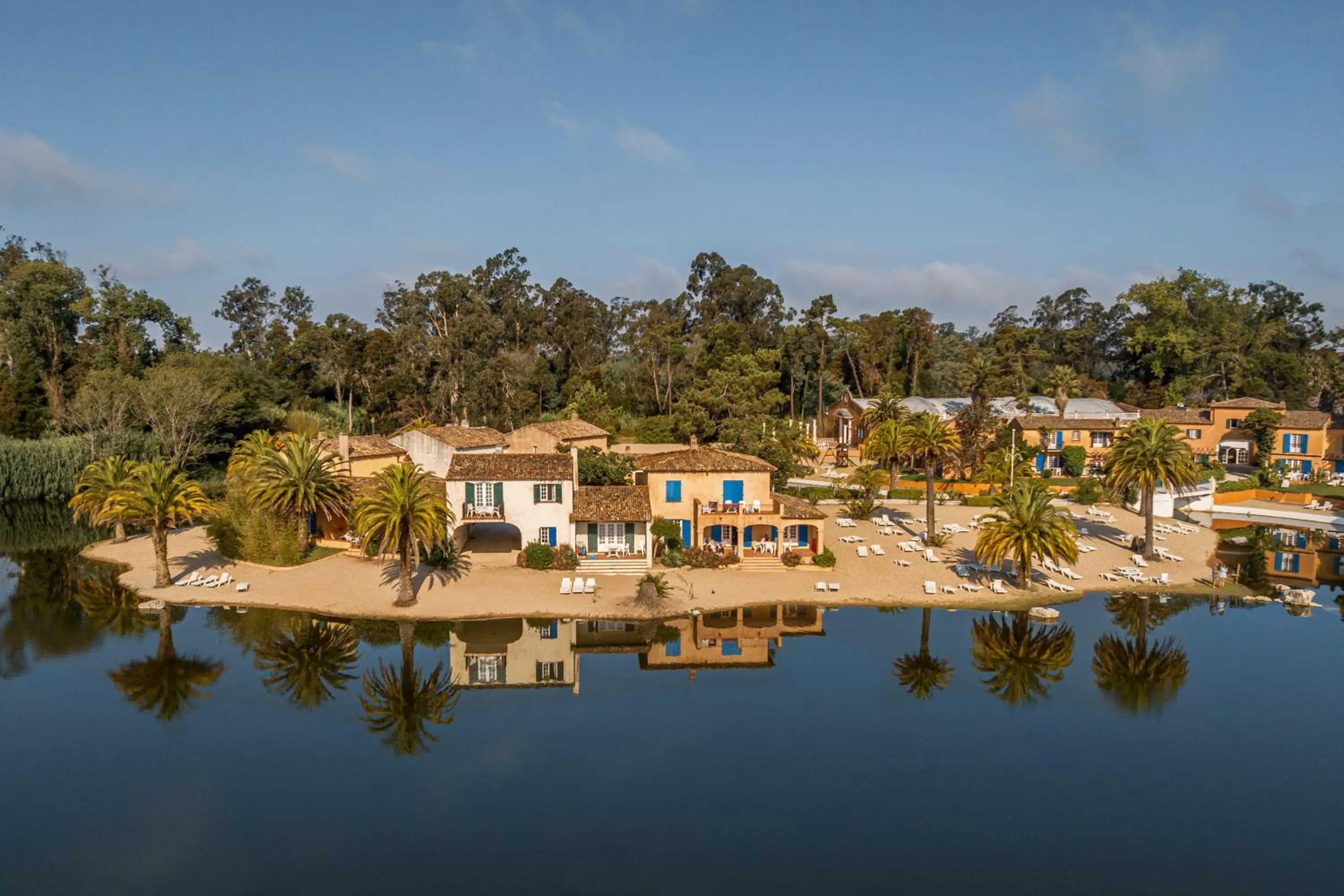 Property building in Hotel Quinta Da Lagoa