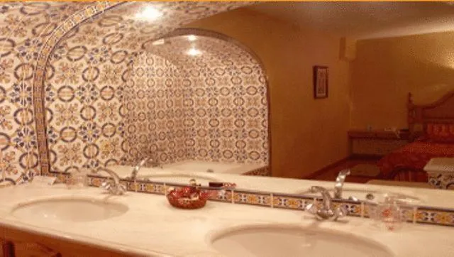 Bathroom in Hotel Quinta Da Lagoa