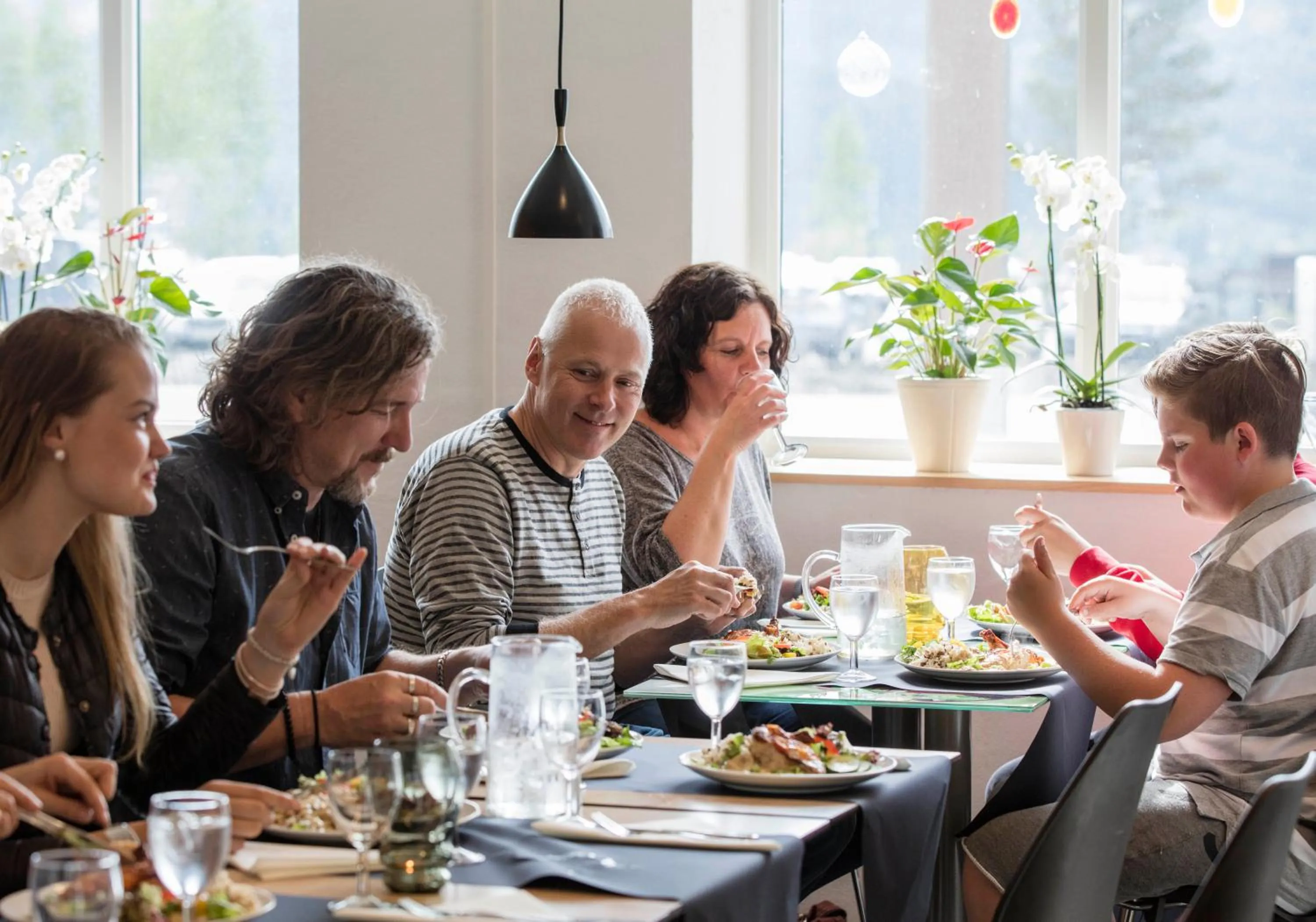 Restaurant/places to eat in Lillehammer Stasjonen Hotel